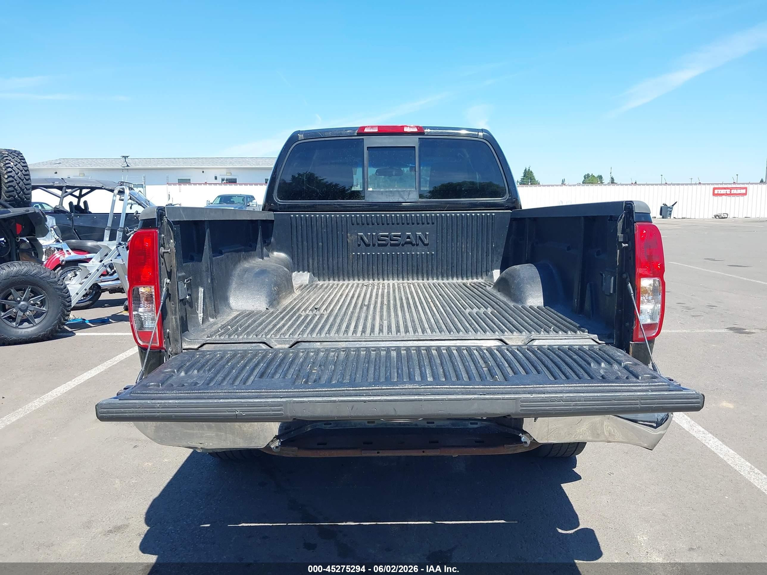 2006 Nissan Frontier Xe Black vin: 1N6BD06TX6C425910
