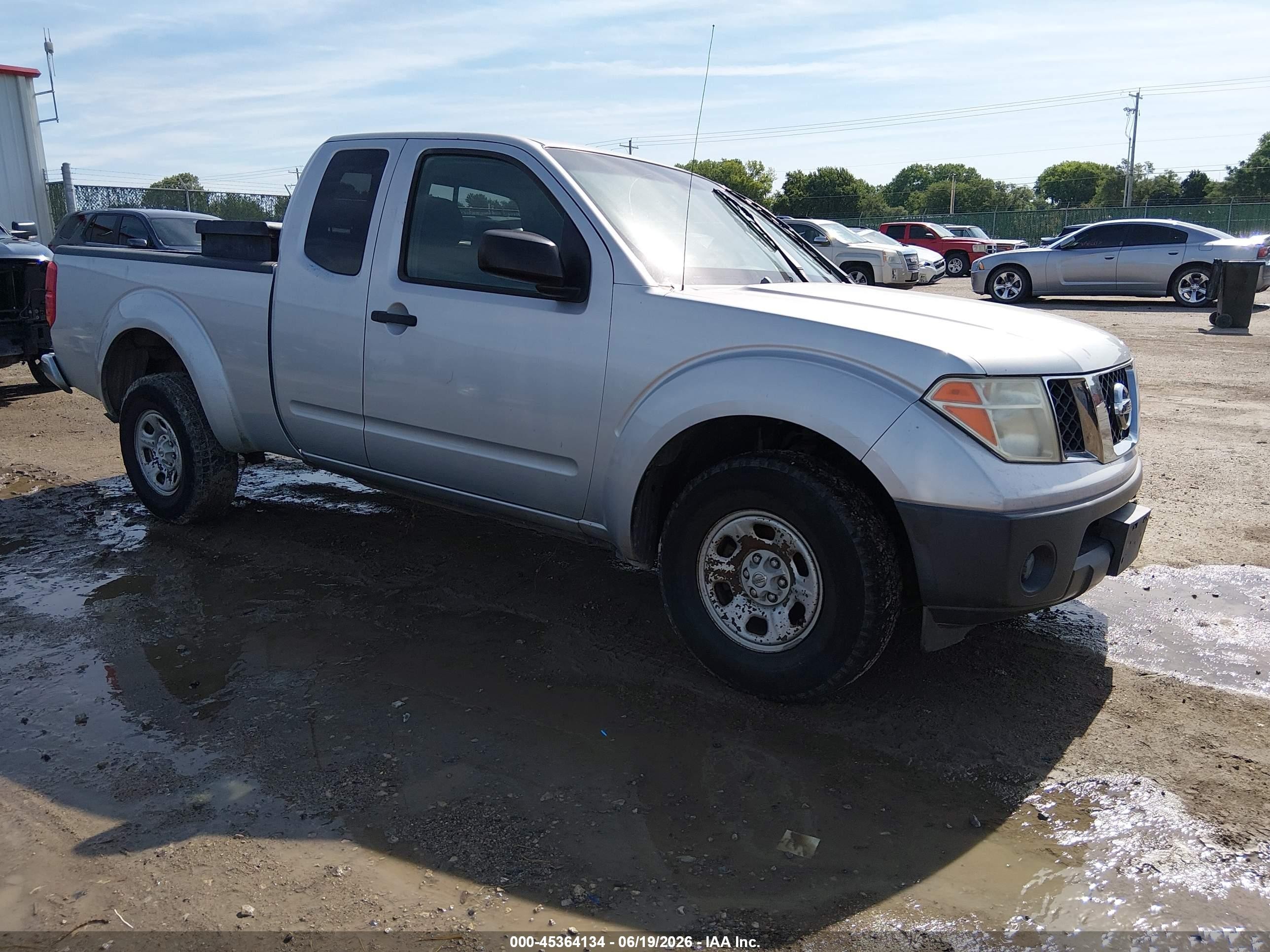 2007 Nissan Frontier Xe Gray vin: 1N6BD06TX7C448802