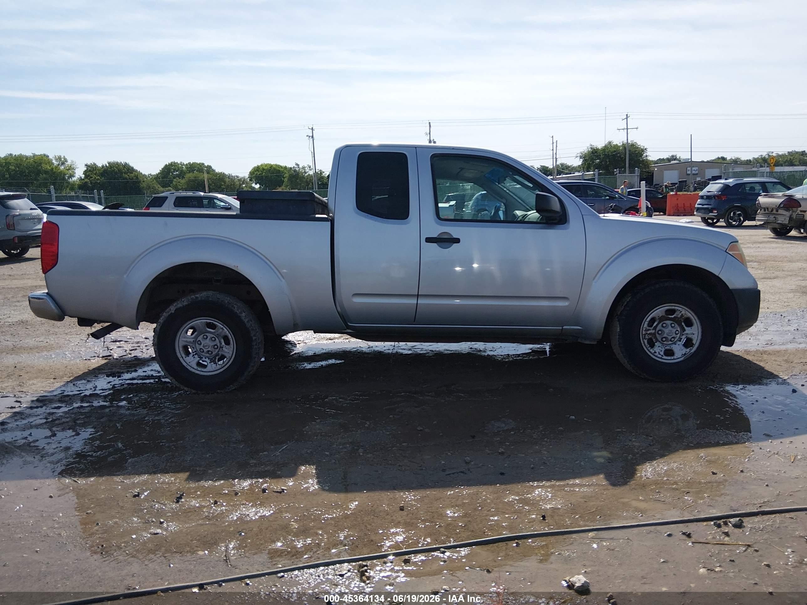 2007 Nissan Frontier Xe Gray vin: 1N6BD06TX7C448802