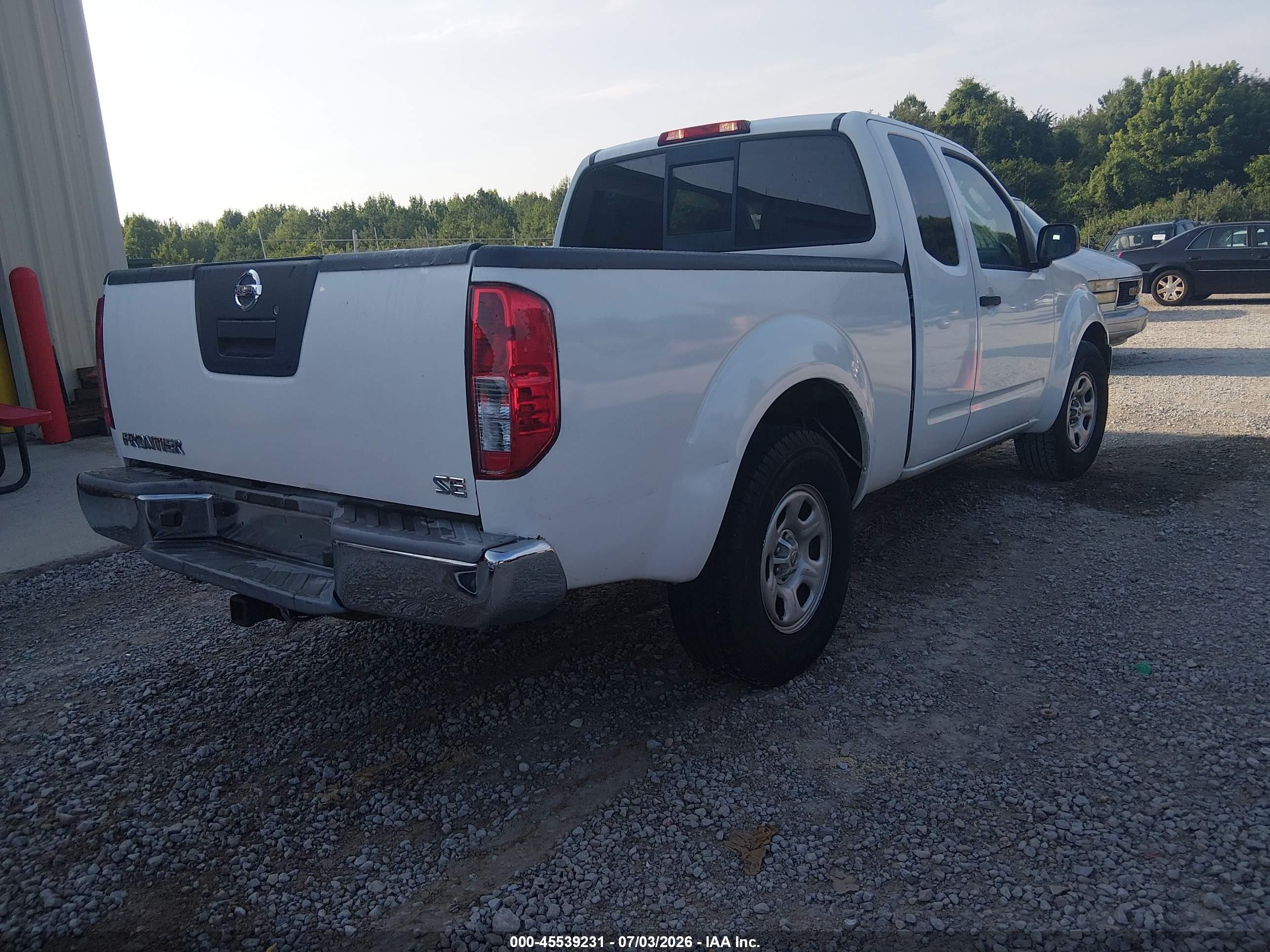 2008 Nissan Frontier Se-i4 White vin: 1N6BD06TX8C422394