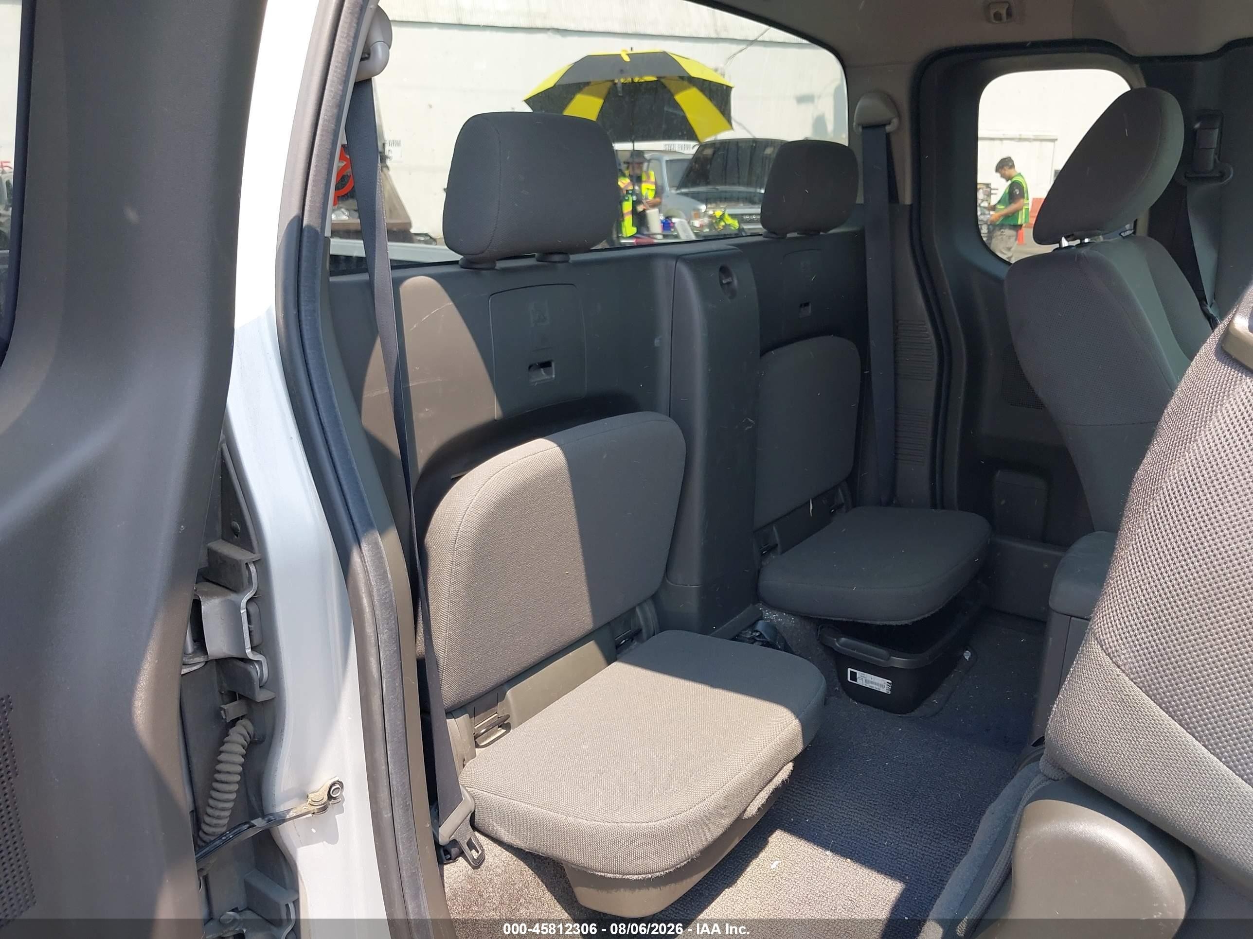 2011 Nissan Frontier S Silver vin: 1N6BD0CT0BC410119