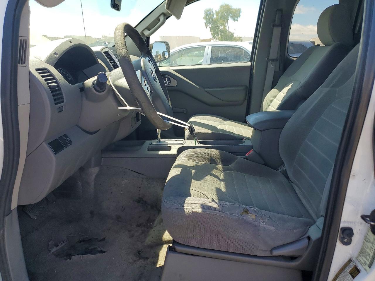 2014 Nissan Frontier S White vin: 1N6BD0CT0EN721803