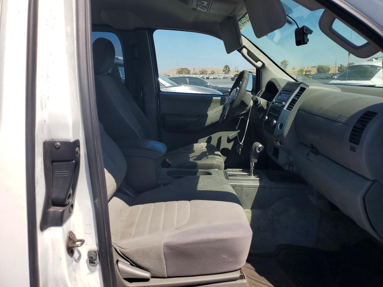2014 Nissan Frontier S White vin: 1N6BD0CT0EN721803