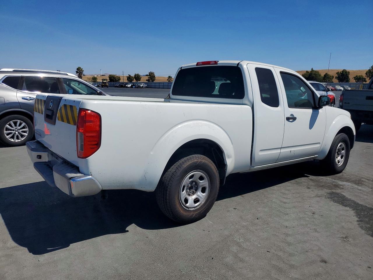 2014 Nissan Frontier S White vin: 1N6BD0CT0EN721803
