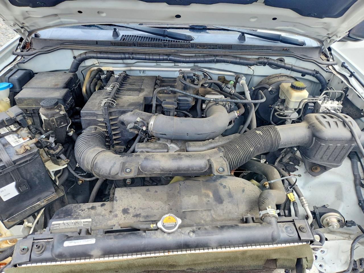 2015 Nissan Frontier S Белый vin: 1N6BD0CT0FN736366