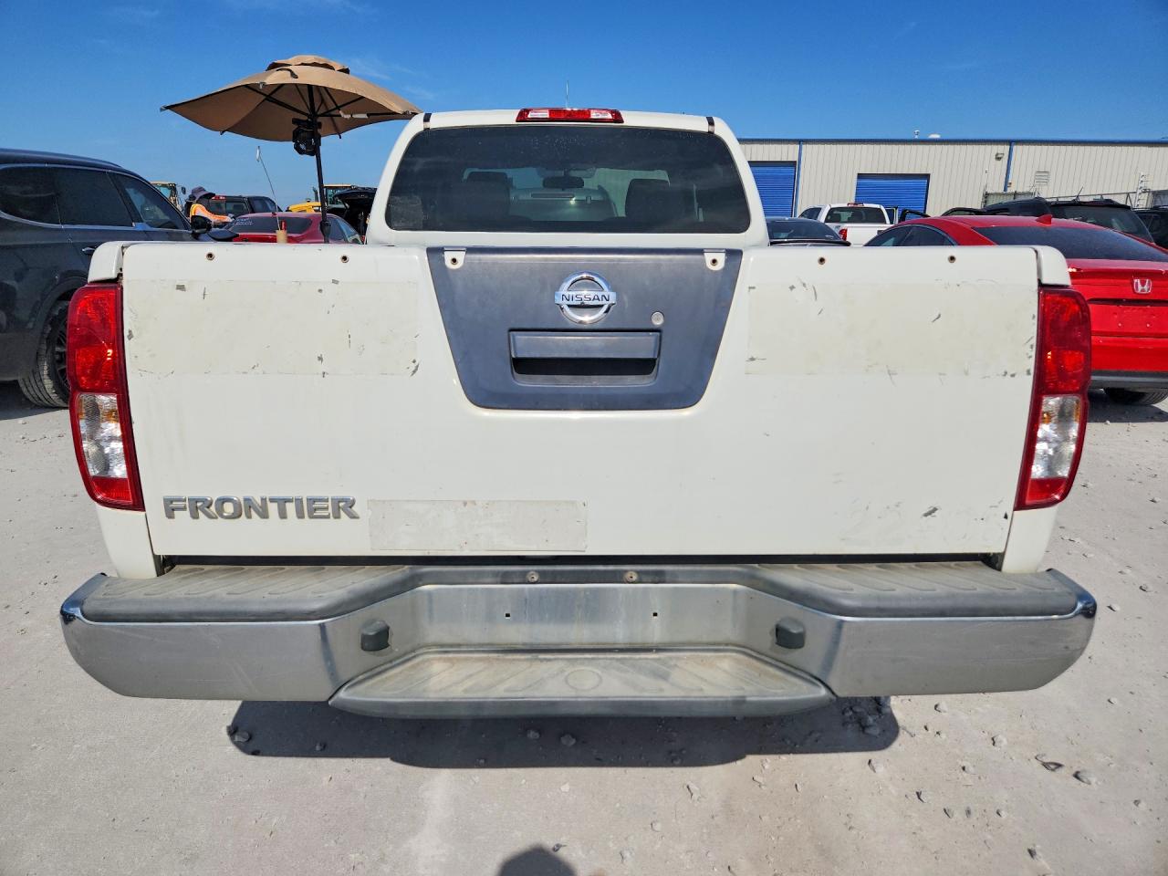 2015 Nissan Frontier S White vin: 1N6BD0CT0FN764376