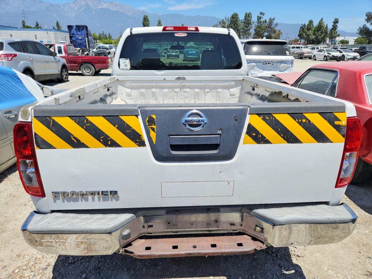 2012 Nissan Frontier S White vin: 1N6BD0CT1CC421597