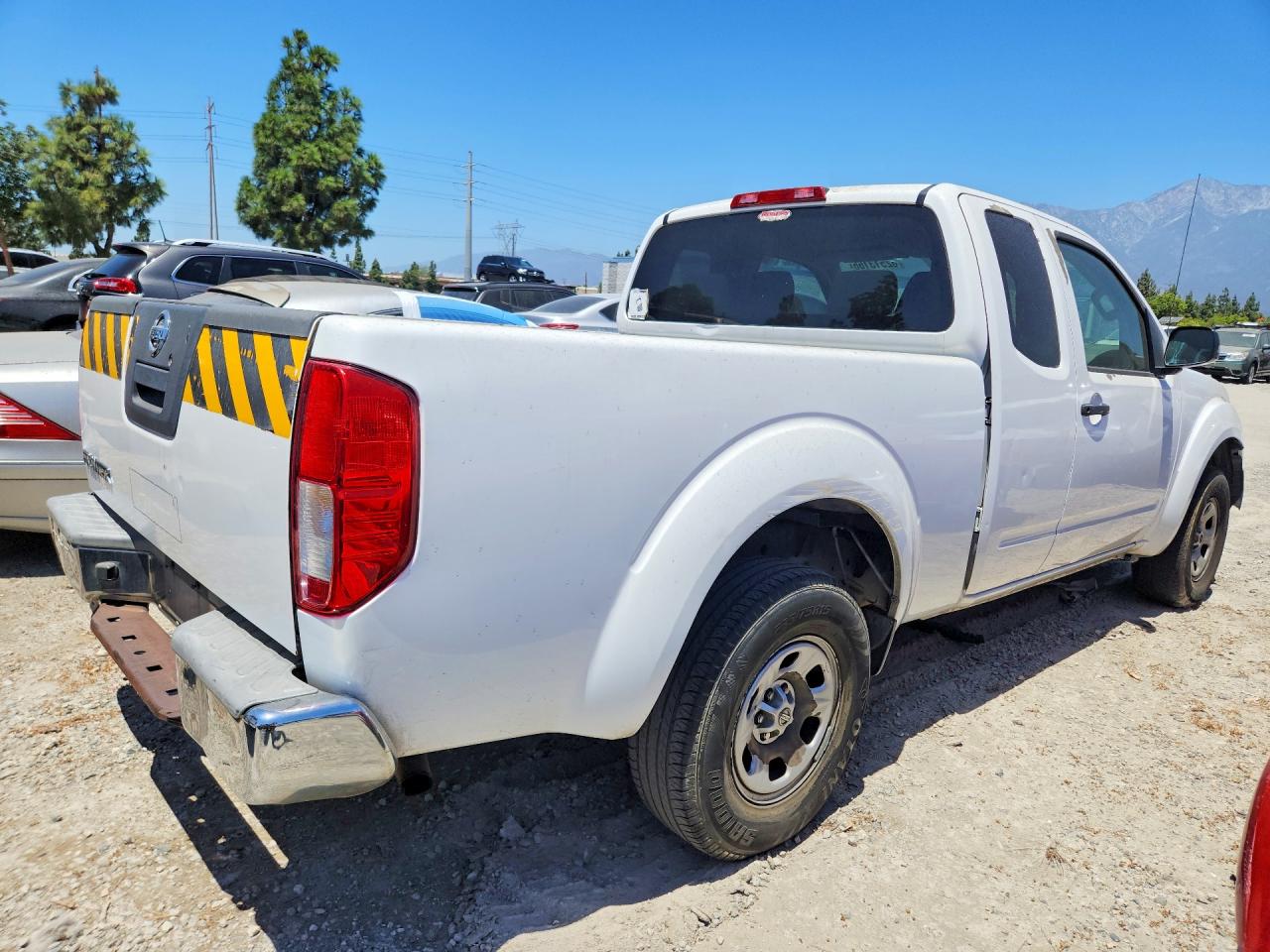 2012 Nissan Frontier S White vin: 1N6BD0CT1CC421597