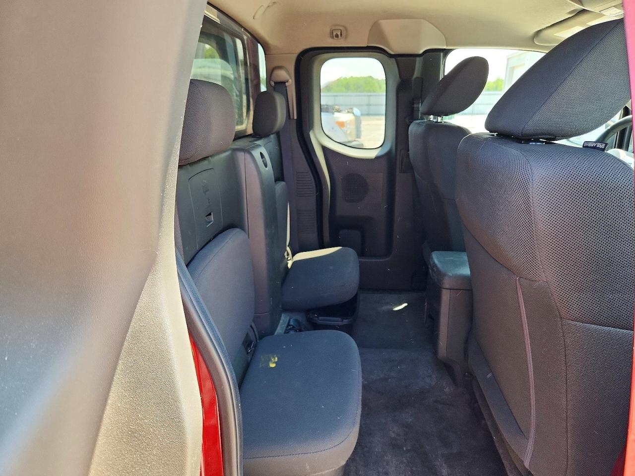 2015 Nissan Frontier S Red vin: 1N6BD0CT1FN751555