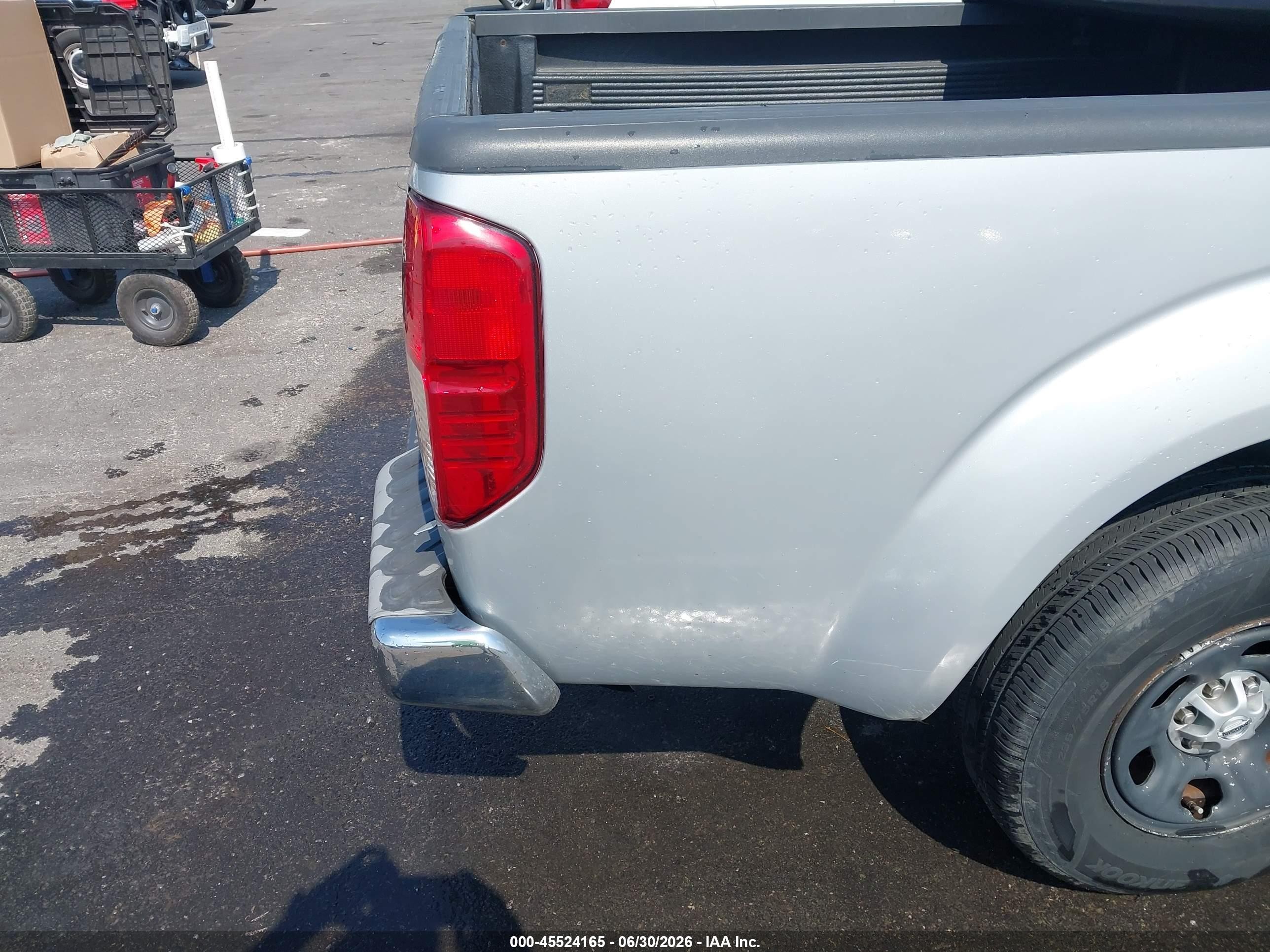 2010 Nissan Frontier Xe Silver vin: 1N6BD0CT2AC436350