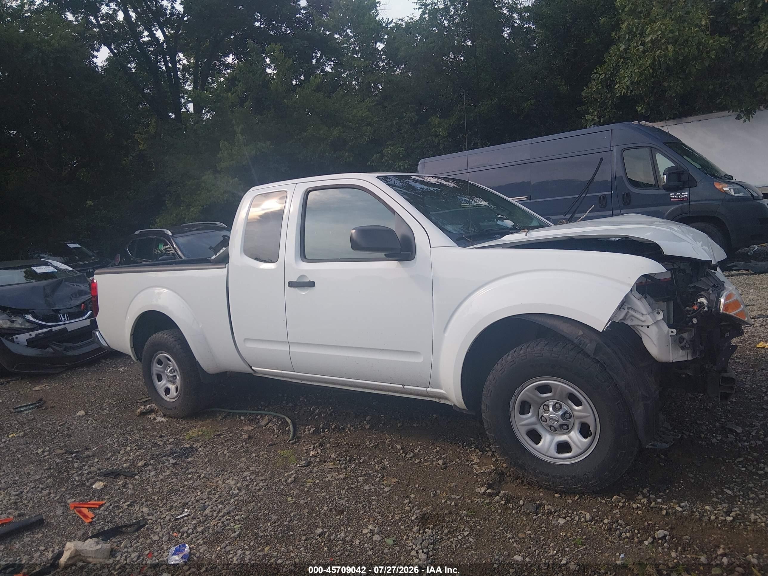 2013 Nissan Frontier S White vin: 1N6BD0CT2DN755613