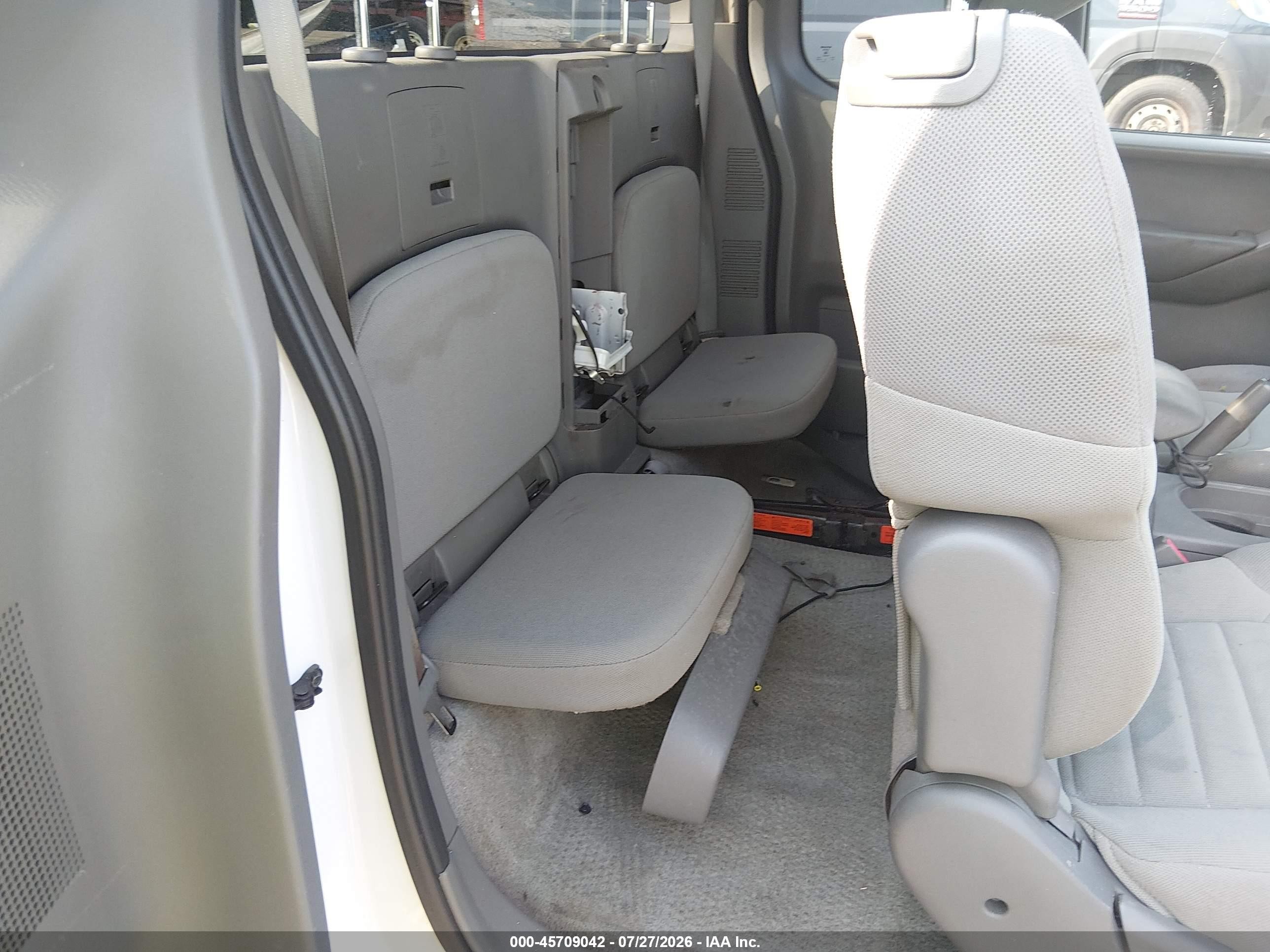 2013 Nissan Frontier S White vin: 1N6BD0CT2DN755613