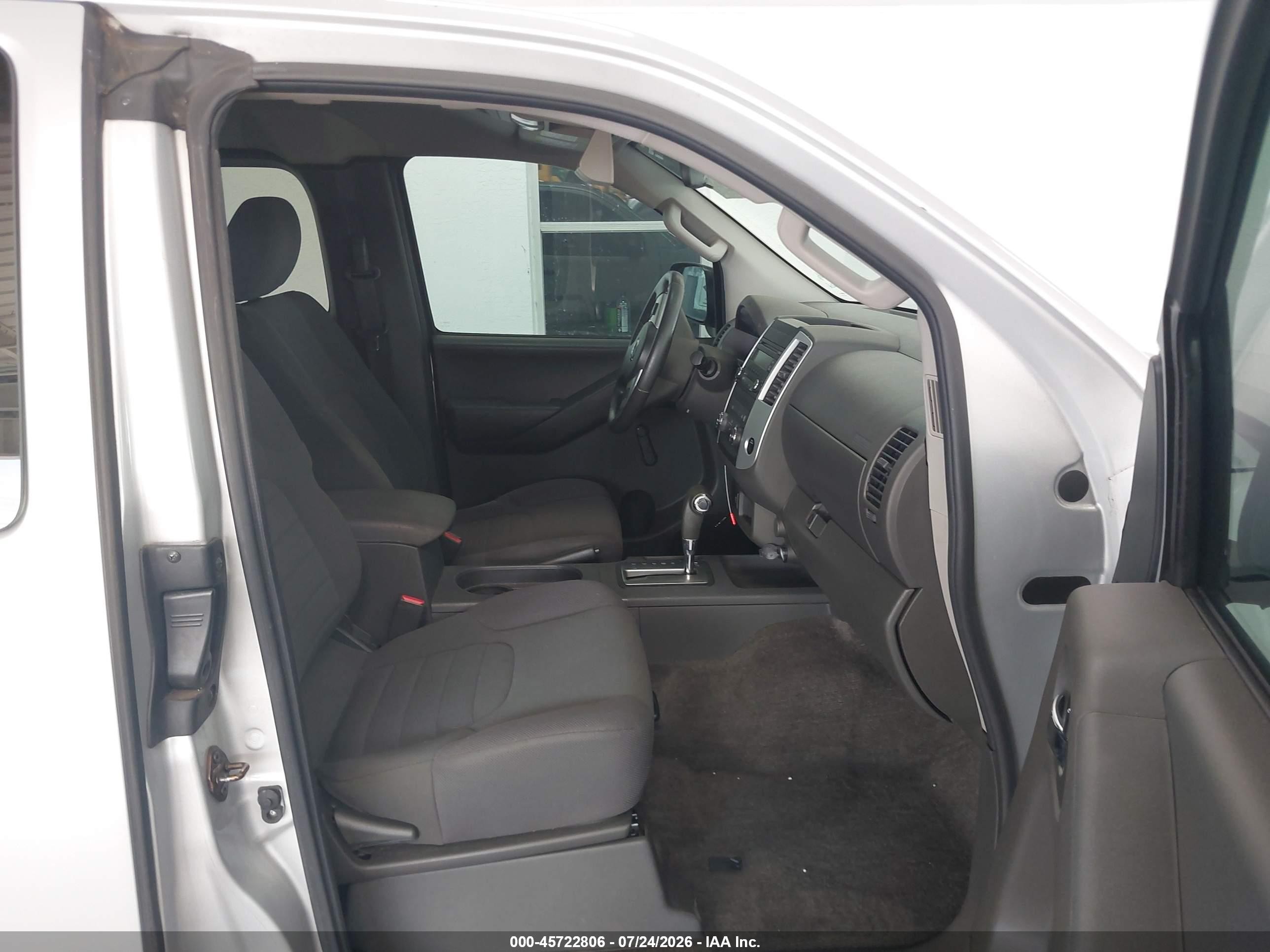 2014 Nissan Frontier S/sv-i4 Серебряный vin: 1N6BD0CT2EN756228