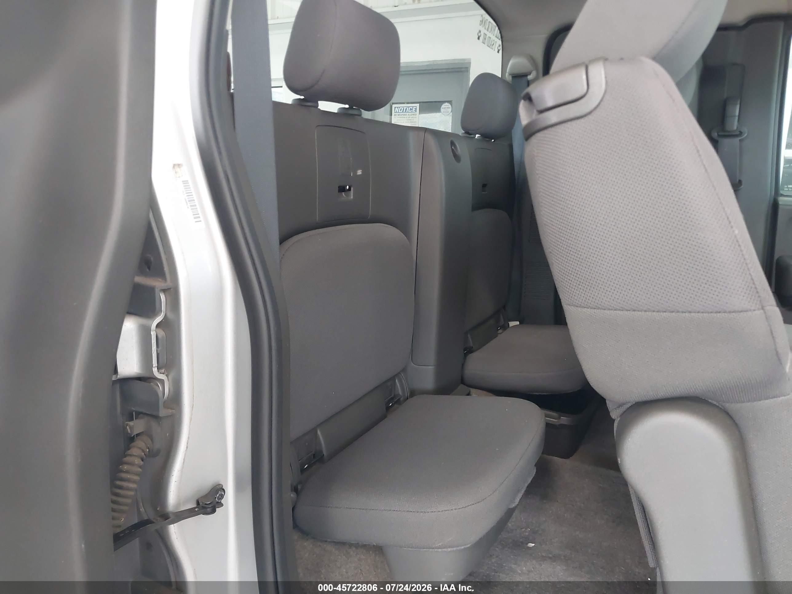 2014 Nissan Frontier S/sv-i4 Серебряный vin: 1N6BD0CT2EN756228