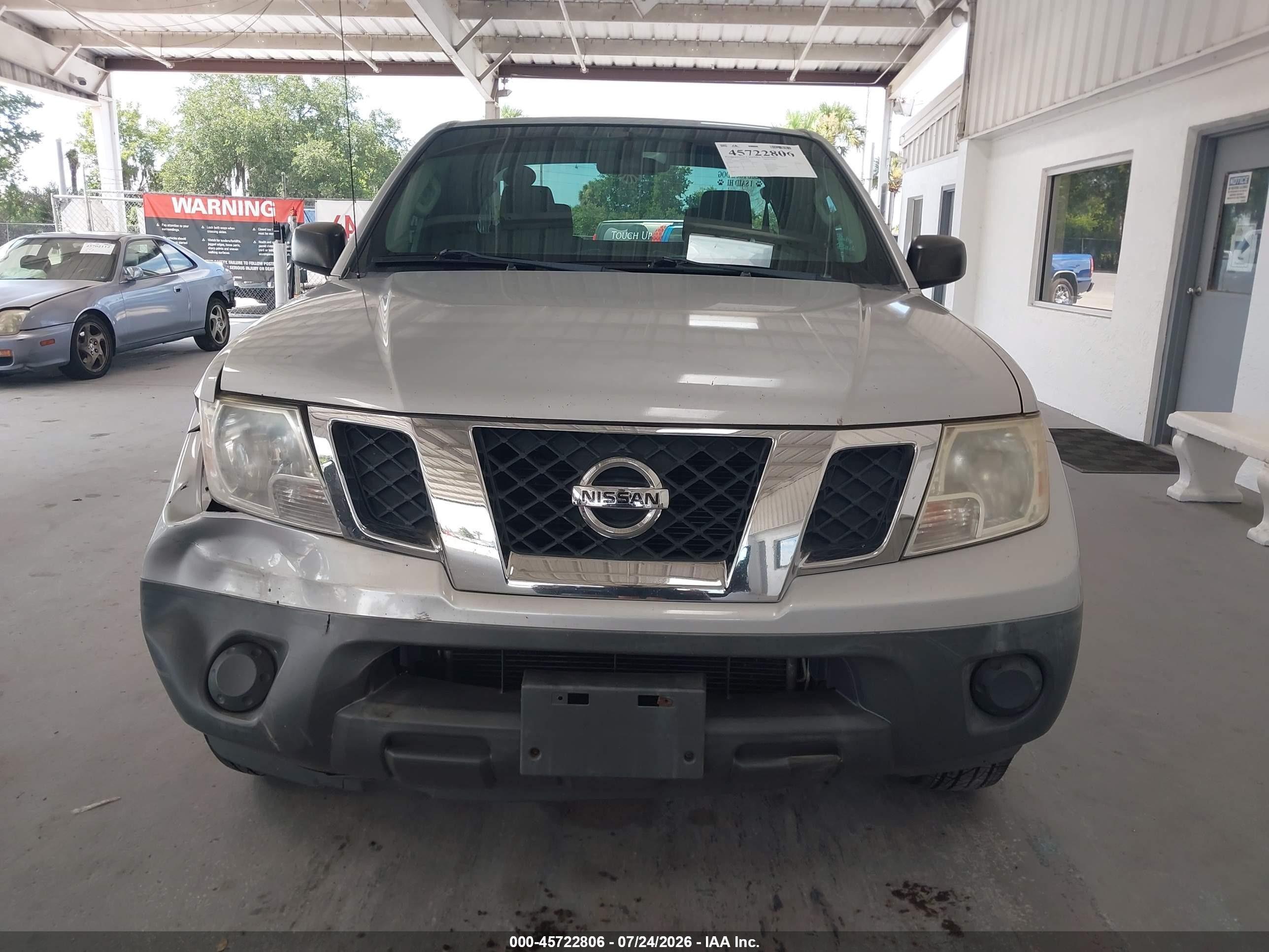 2014 Nissan Frontier S/sv-i4 Серебряный vin: 1N6BD0CT2EN756228