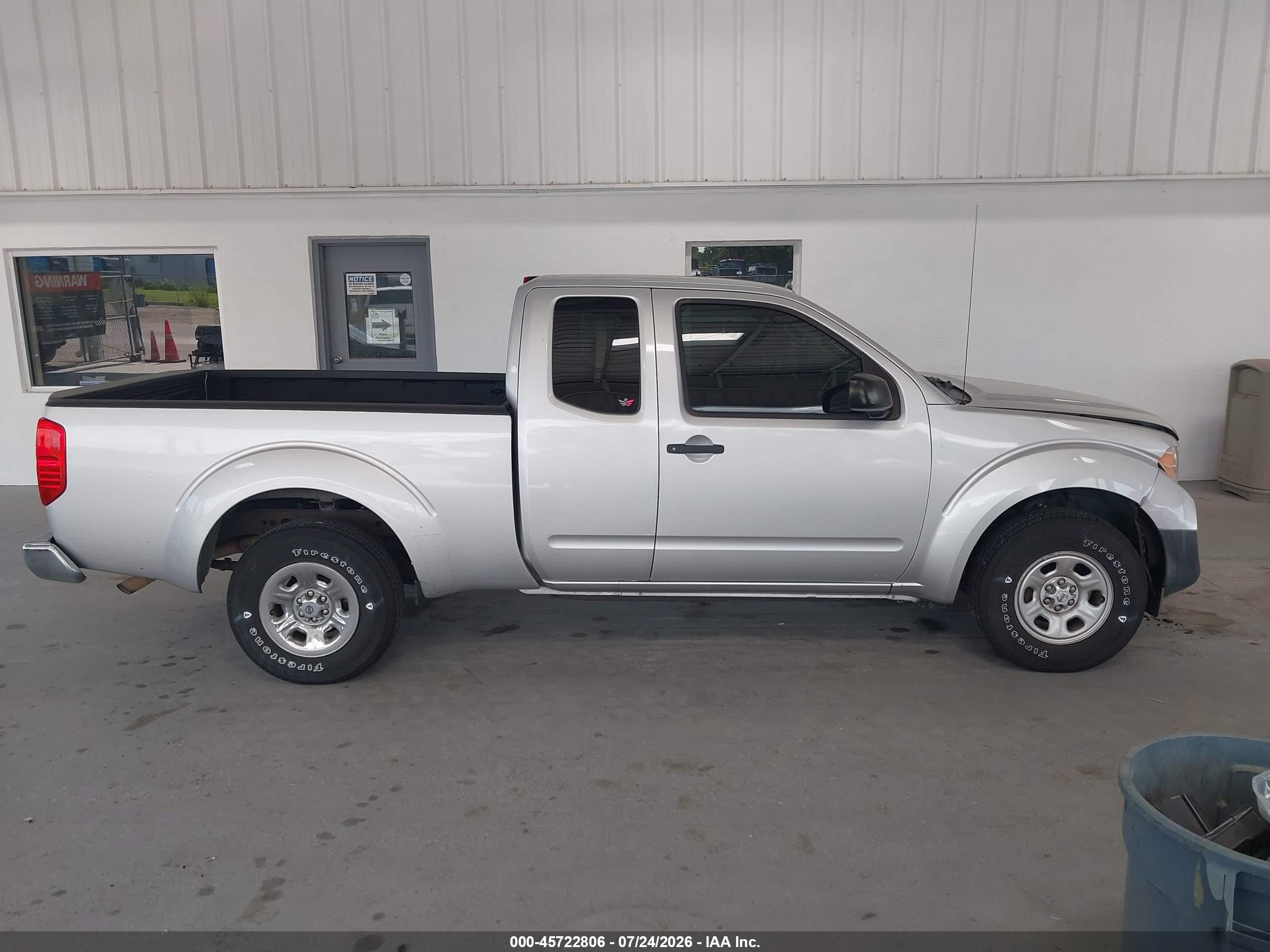2014 Nissan Frontier S/sv-i4 Серебряный vin: 1N6BD0CT2EN756228