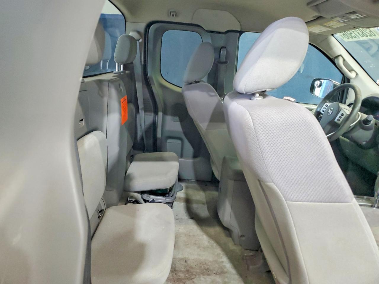 2015 Nissan Frontier S White vin: 1N6BD0CT2FN709203