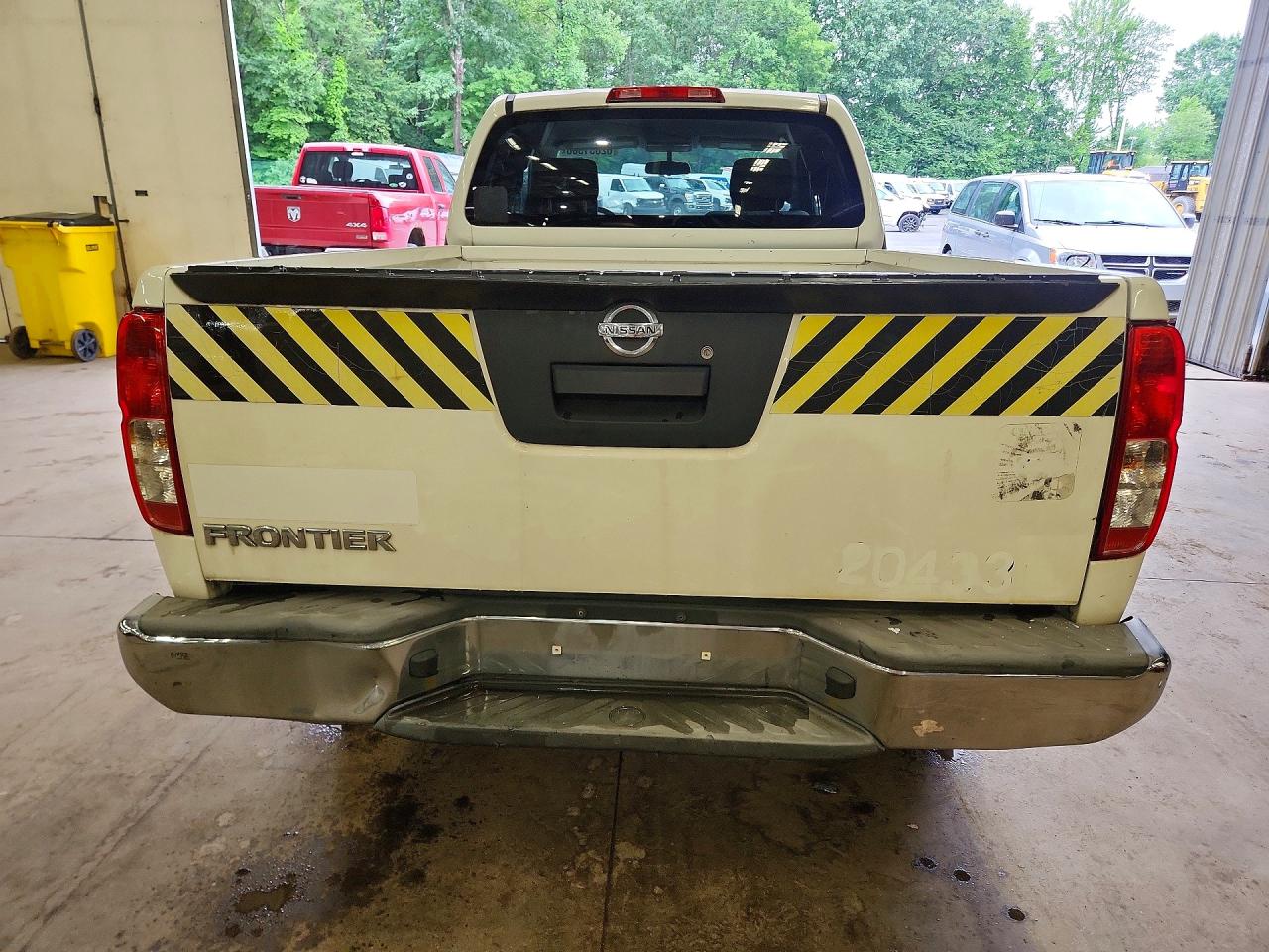2015 Nissan Frontier S White vin: 1N6BD0CT2FN709203