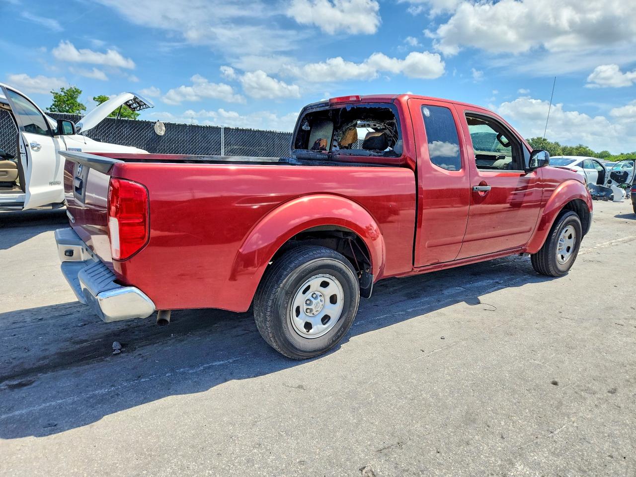 2015 Nissan Frontier S Red vin: 1N6BD0CT2FN712330