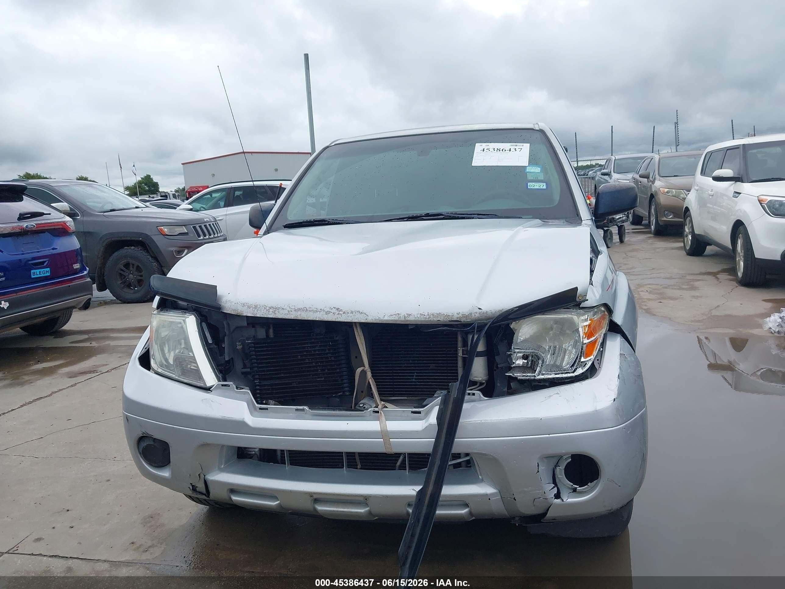 2015 Nissan Frontier S Silver vin: 1N6BD0CT2FN728219