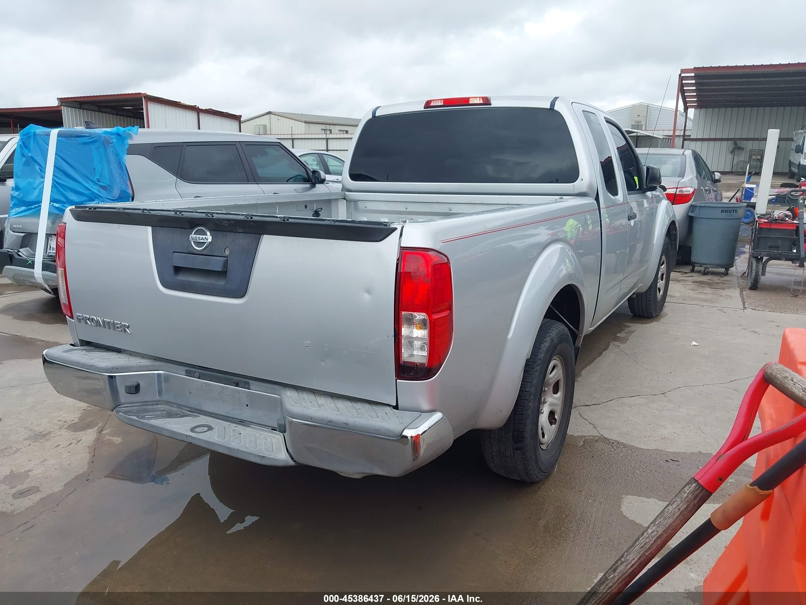 2015 Nissan Frontier S Silver vin: 1N6BD0CT2FN728219