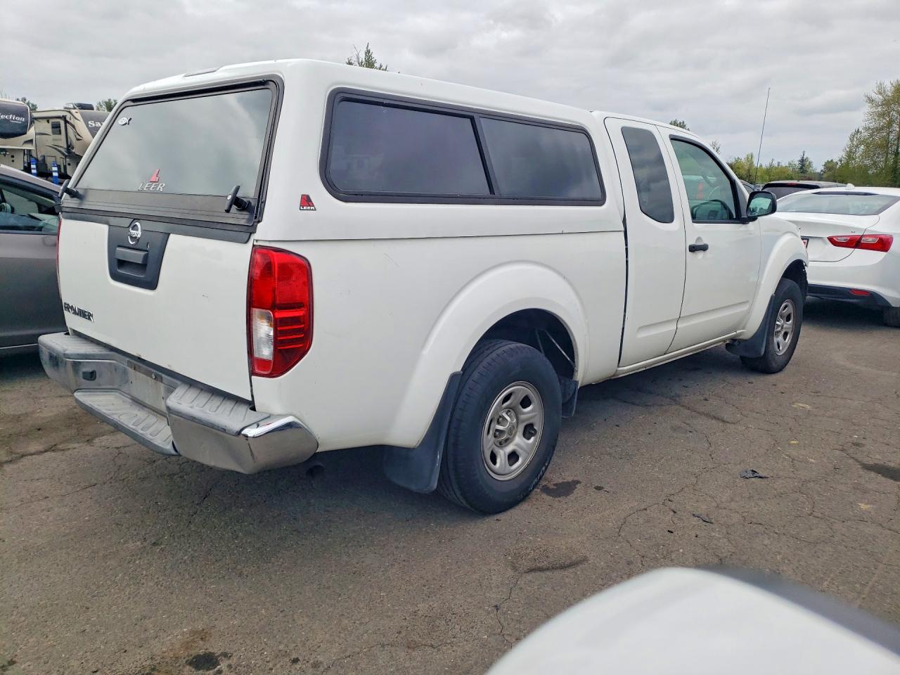 2015 Nissan Frontier S Белый vin: 1N6BD0CT2FN745702