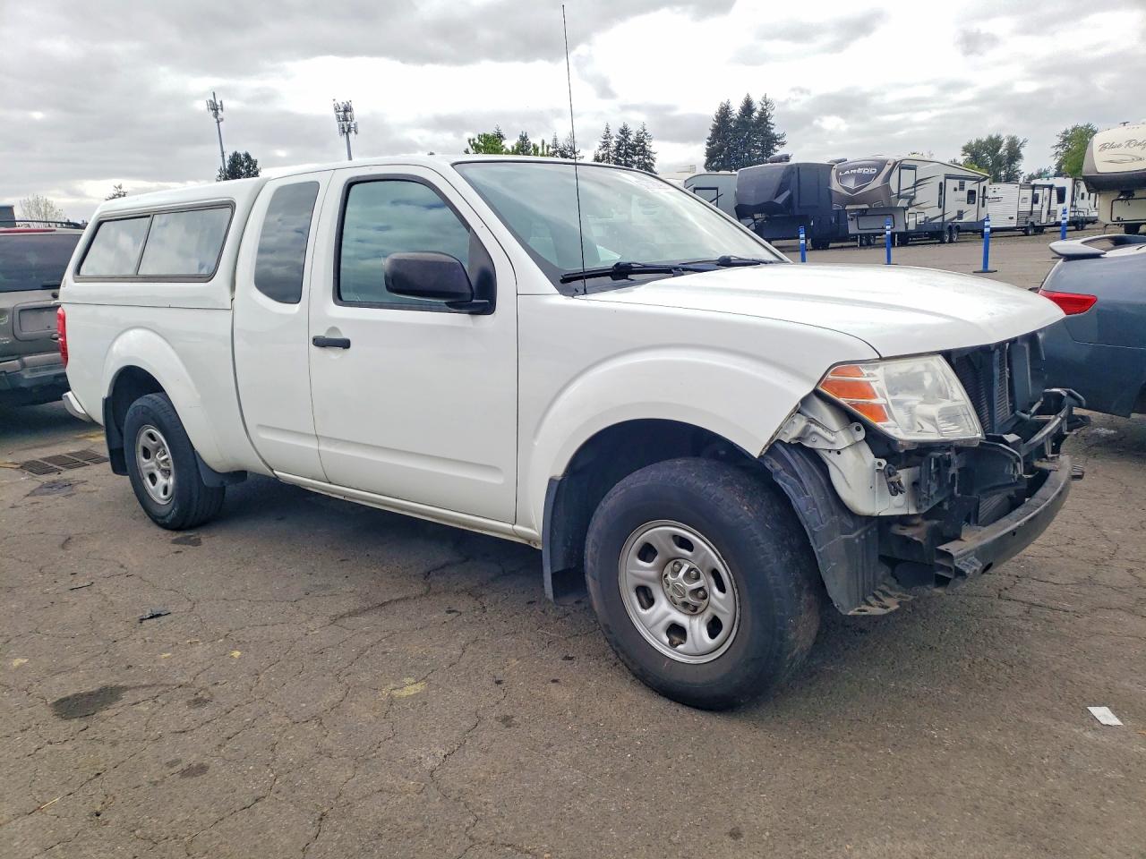 2015 Nissan Frontier S Белый vin: 1N6BD0CT2FN745702