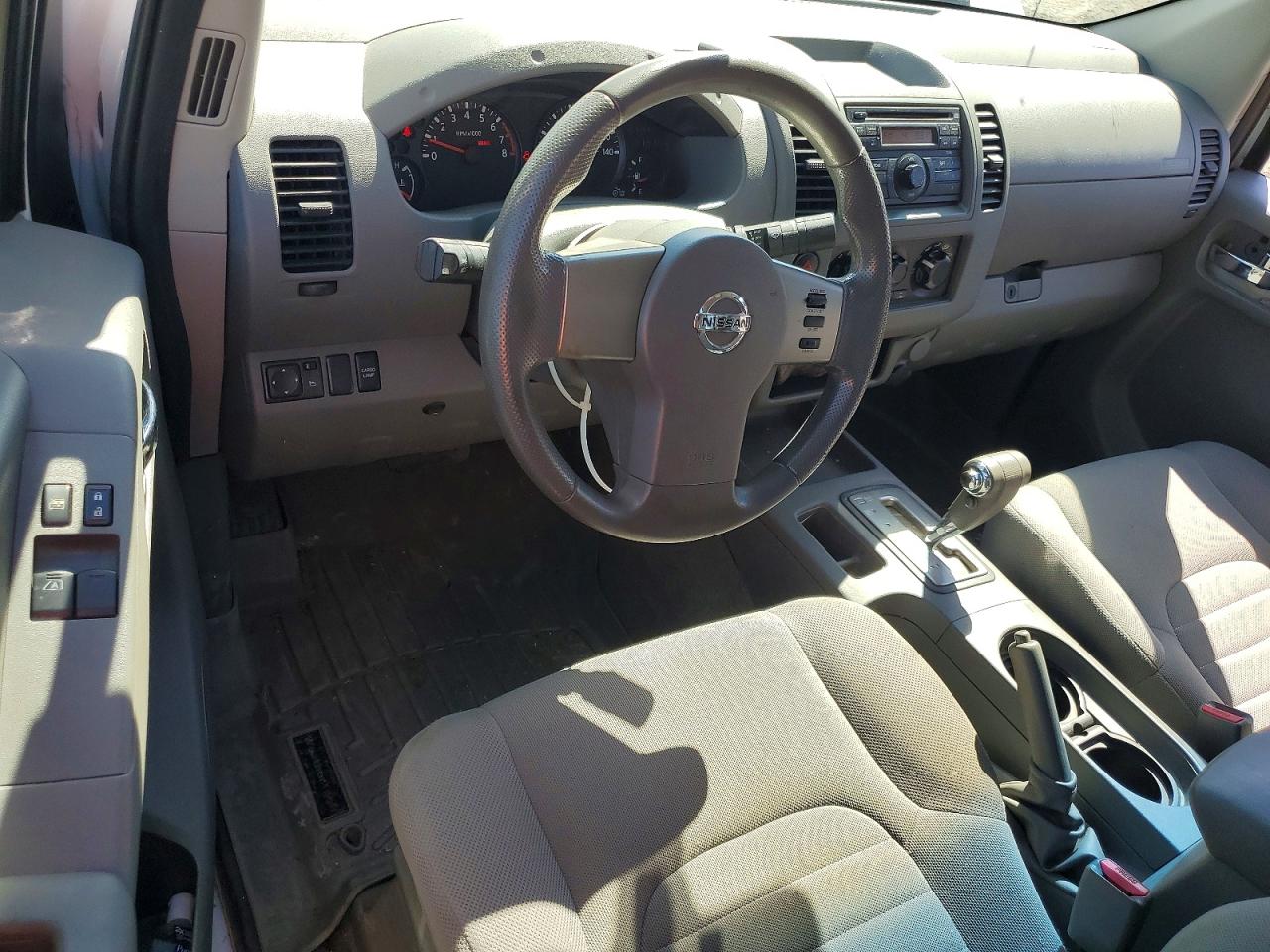 2010 Nissan Frontier Xe White vin: 1N6BD0CT3AC406340