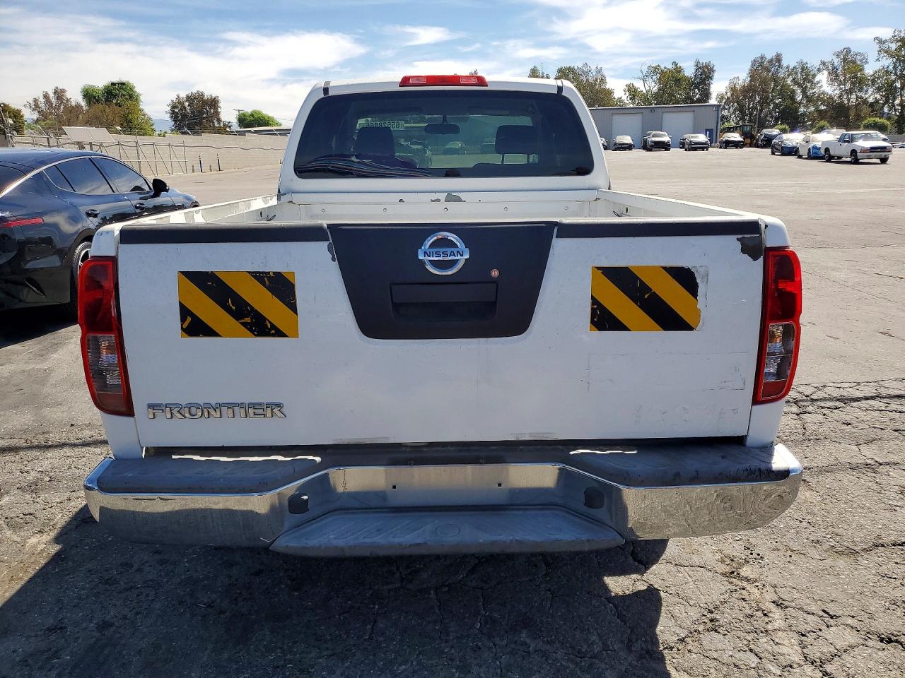 2012 Nissan Frontier S White vin: 1N6BD0CT3CC457114