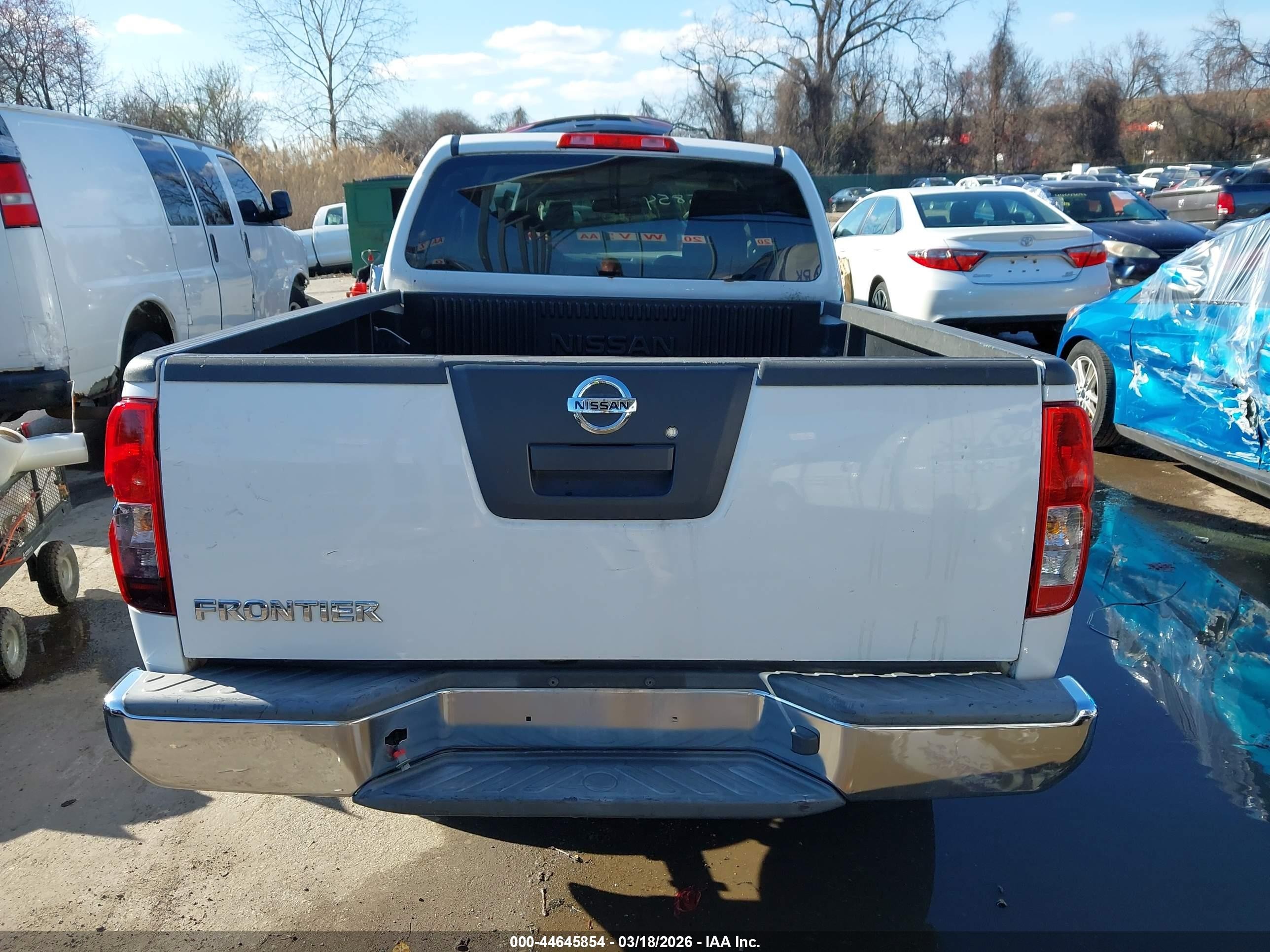 2012 Nissan Frontier S White vin: 1N6BD0CT3CC473538