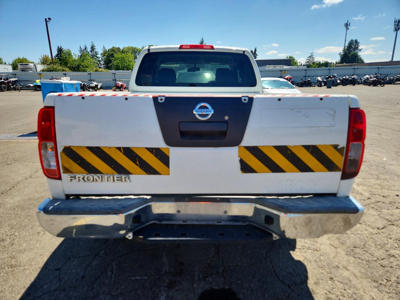 2013 Nissan Frontier S White vin: 1N6BD0CT3DN715525