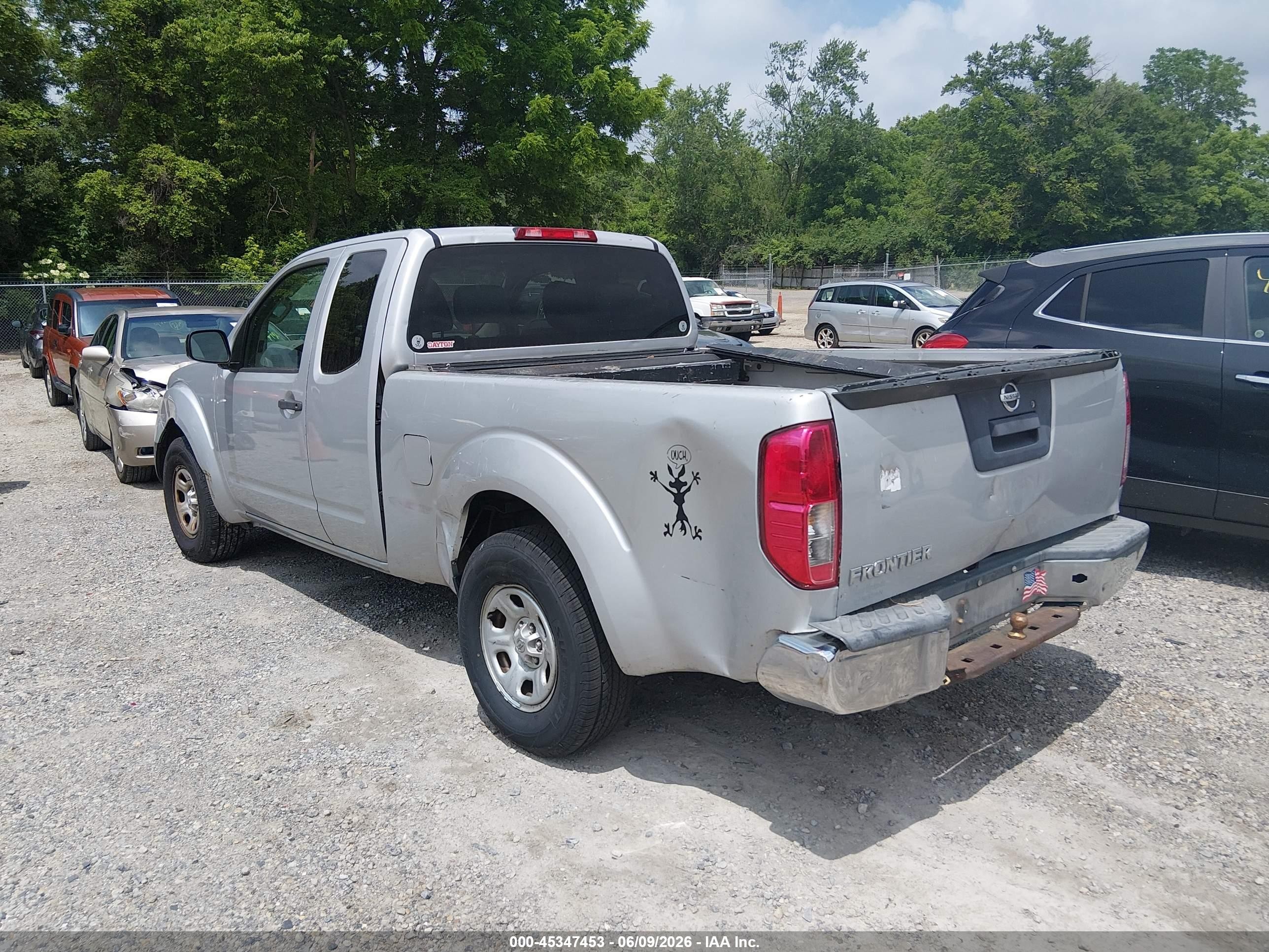 2014 Nissan Frontier S Silver vin: 1N6BD0CT3EN743455