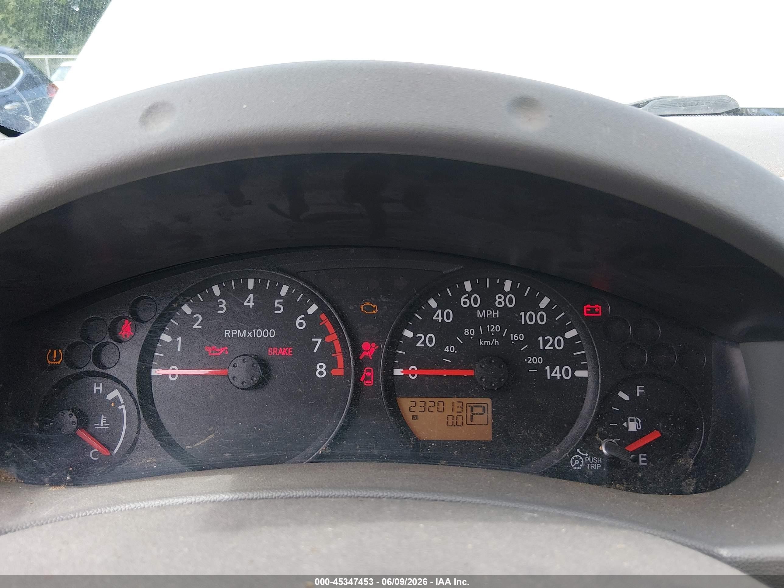 2014 Nissan Frontier S Silver vin: 1N6BD0CT3EN743455