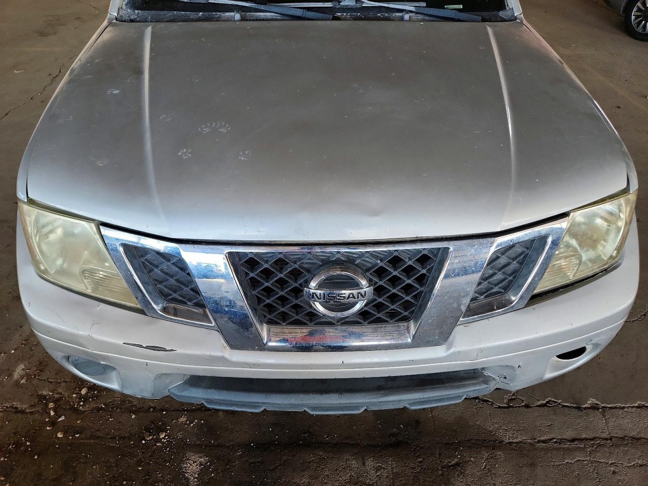 2015 Nissan Frontier Sv Серебряный vin: 1N6BD0CT3FN706309