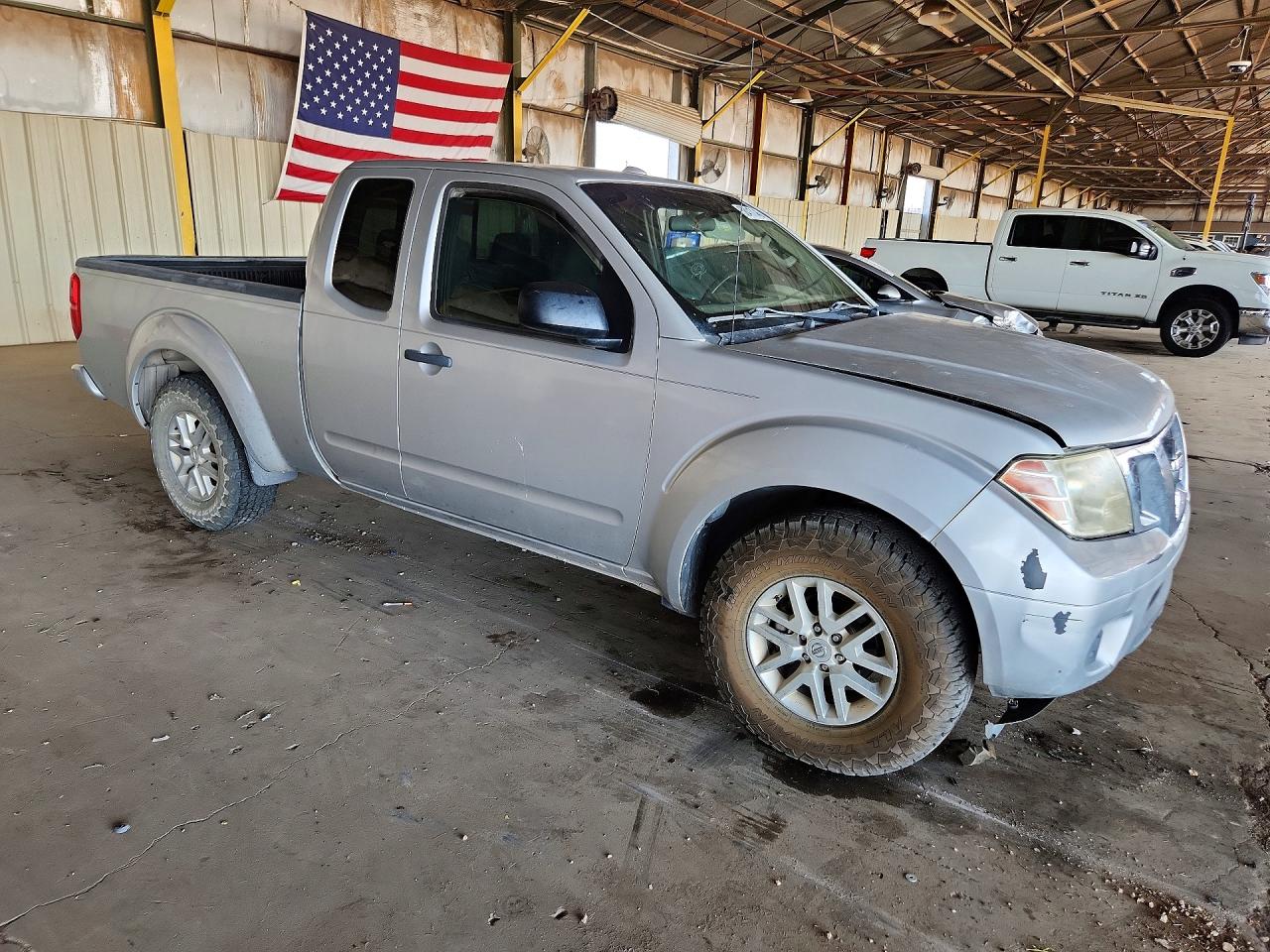2015 Nissan Frontier Sv Серебряный vin: 1N6BD0CT3FN706309