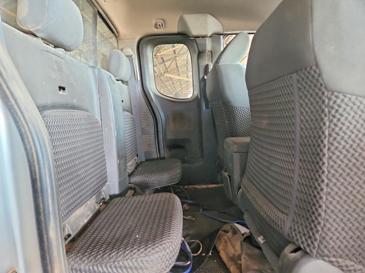 2015 Nissan Frontier Sv Серебряный vin: 1N6BD0CT3FN706309