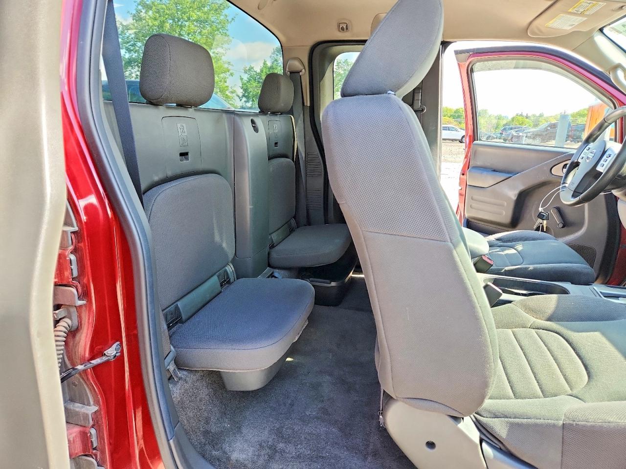 2015 Nissan Frontier S Red vin: 1N6BD0CT3FN748446