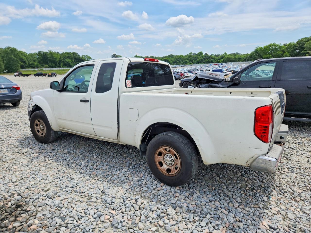 2015 Nissan Frontier S White vin: 1N6BD0CT3FN749872
