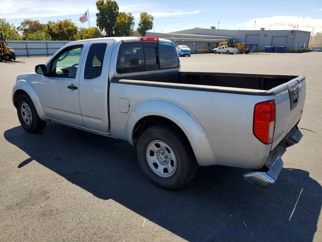 2010 Nissan Frontier Xe Silver vin: 1N6BD0CT4AC409523