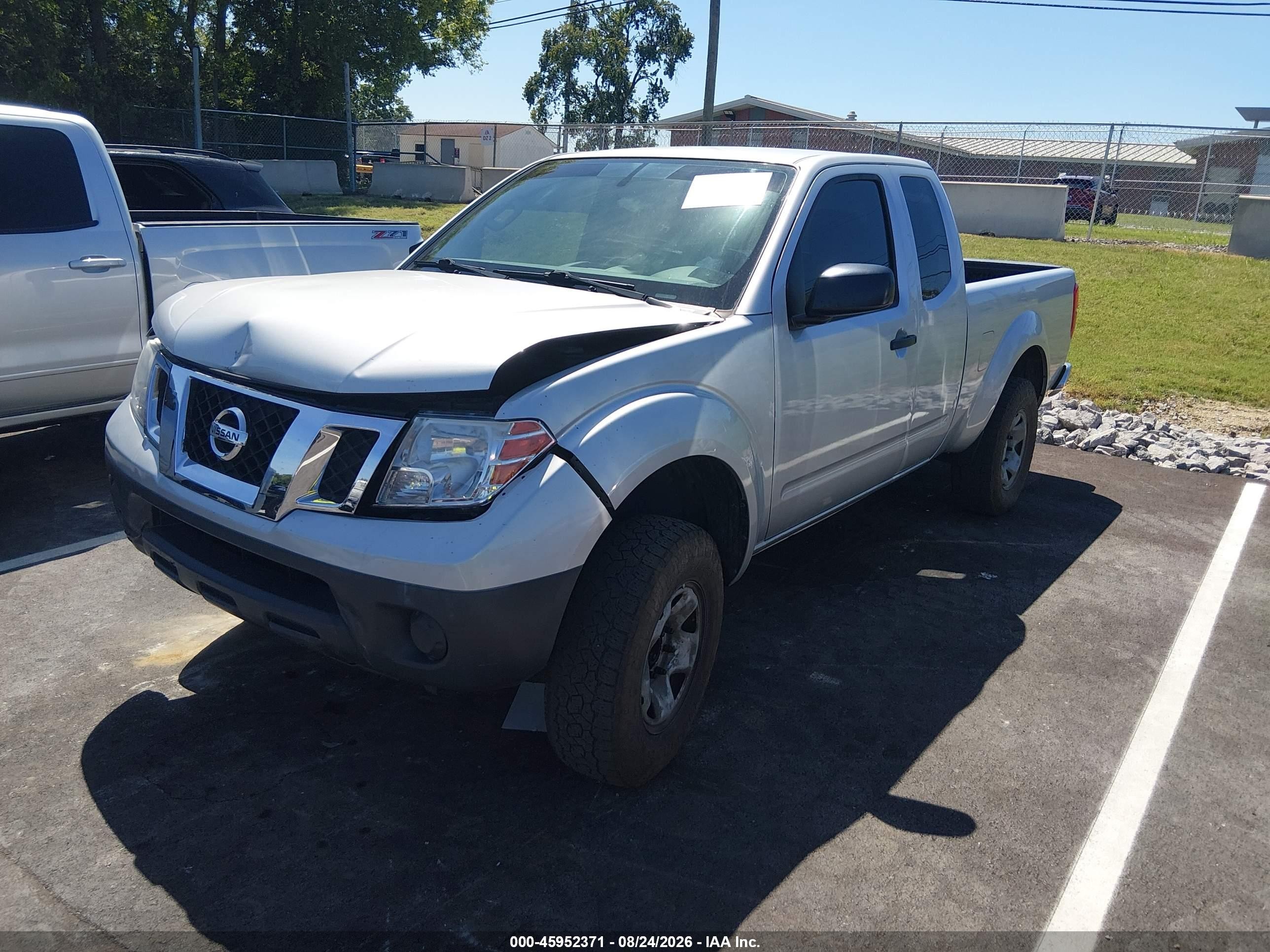 2014 Nissan Frontier S Silver vin: 1N6BD0CT4EN710254