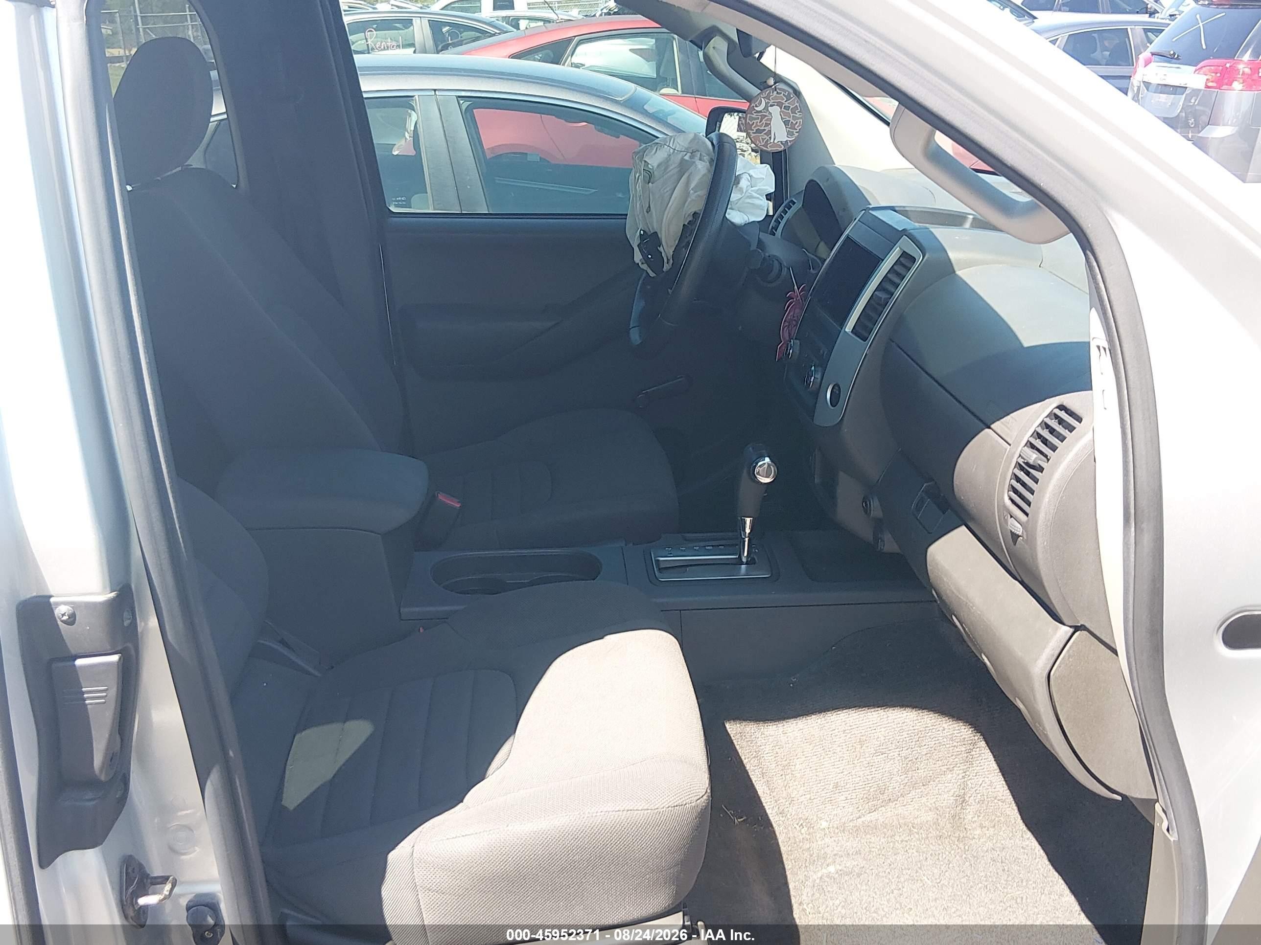 2014 Nissan Frontier S Silver vin: 1N6BD0CT4EN710254