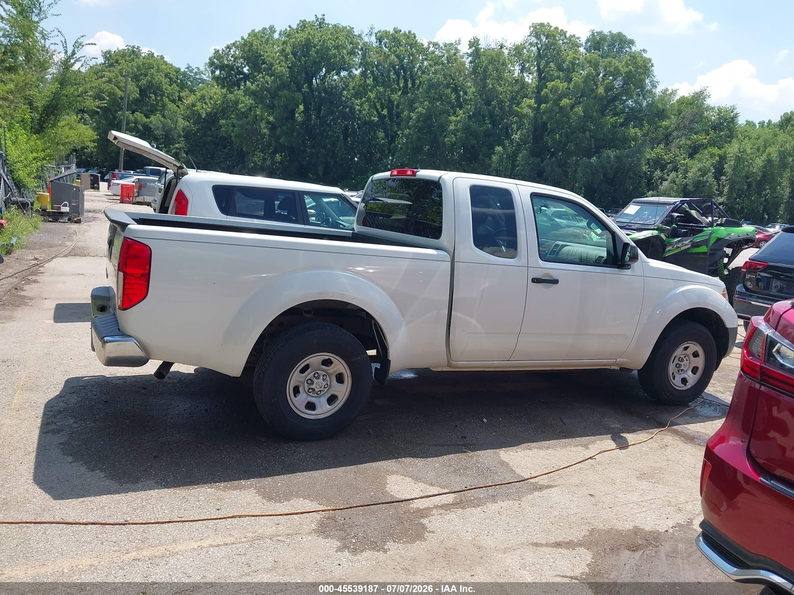 2014 Nissan Frontier S White vin: 1N6BD0CT4EN727393