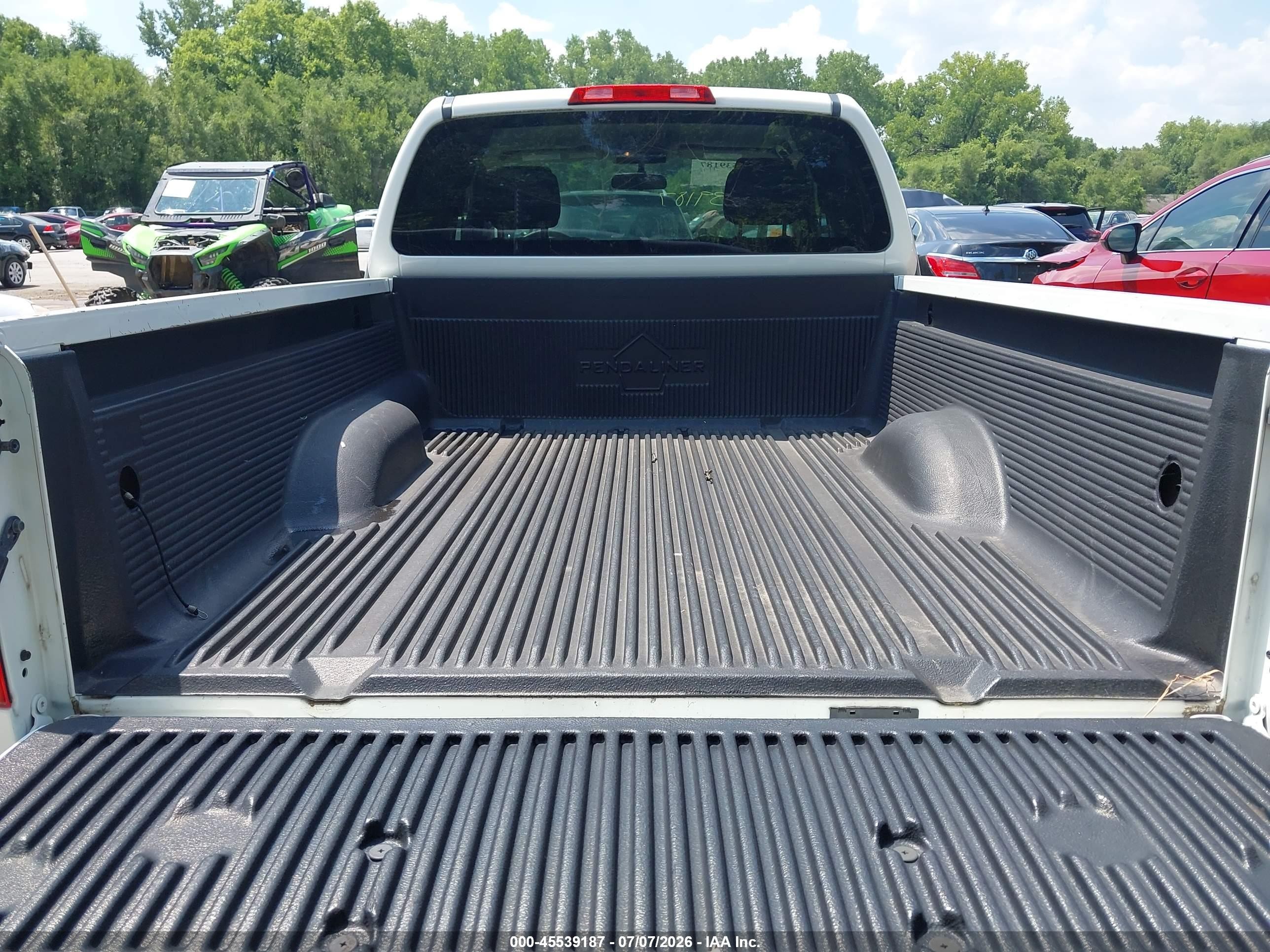 2014 Nissan Frontier S White vin: 1N6BD0CT4EN727393