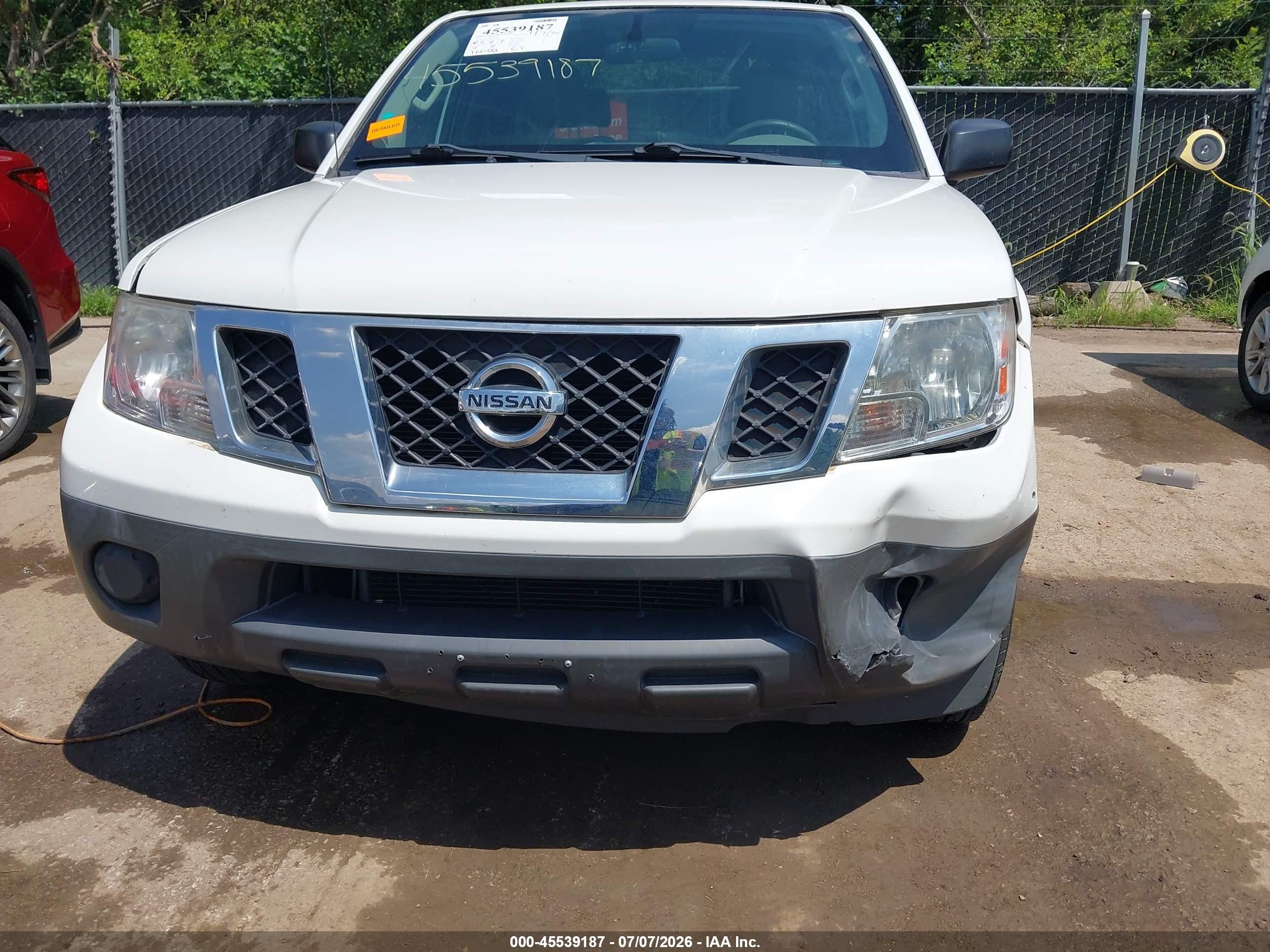 2014 Nissan Frontier S White vin: 1N6BD0CT4EN727393