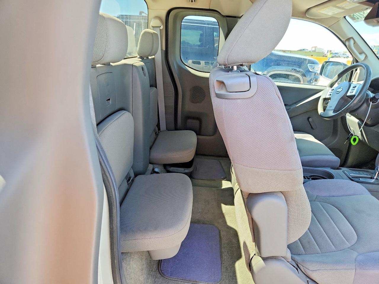 2014 Nissan Frontier S White vin: 1N6BD0CT4EN762855