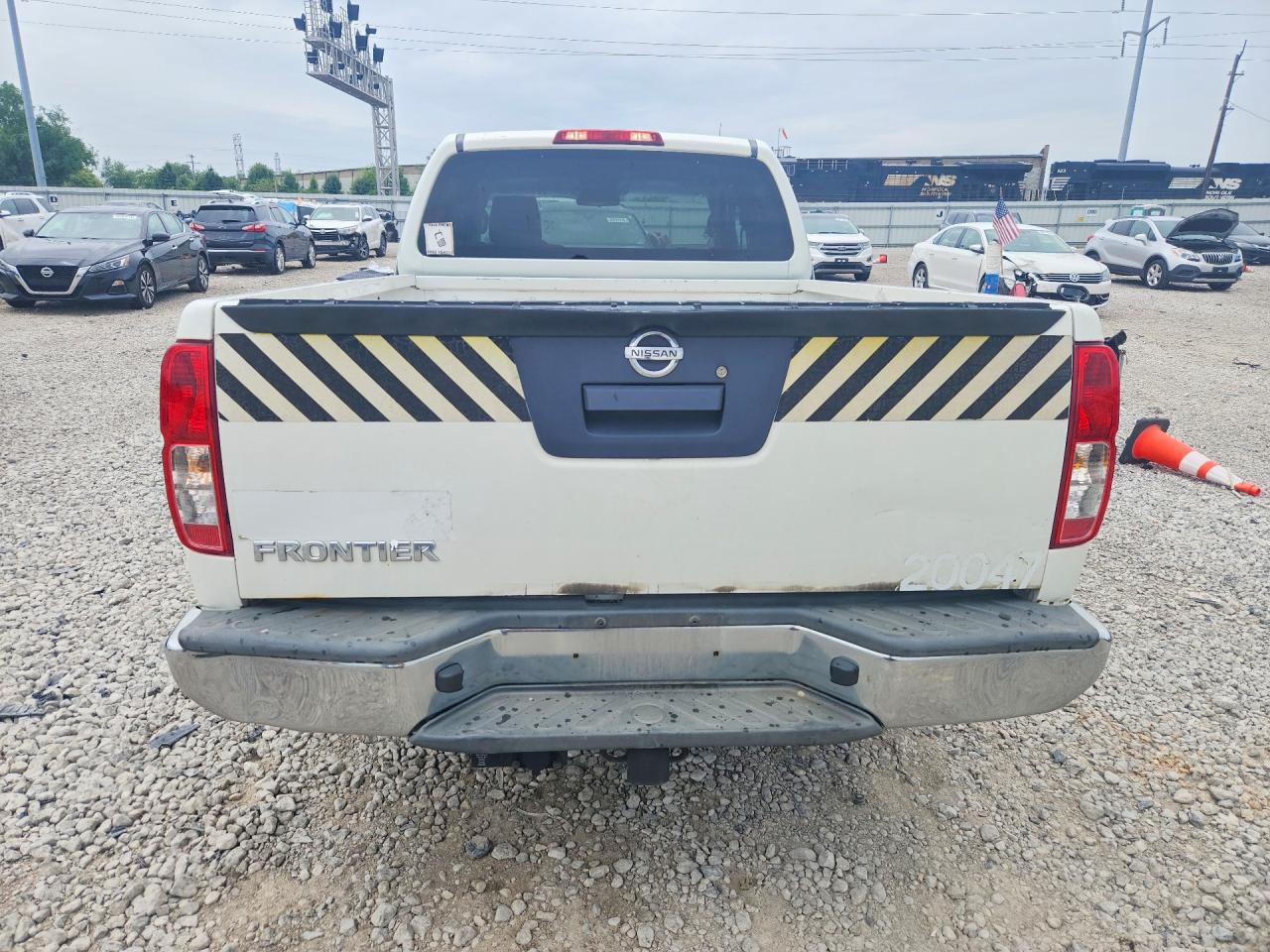 2015 Nissan Frontier S White vin: 1N6BD0CT4FN701300
