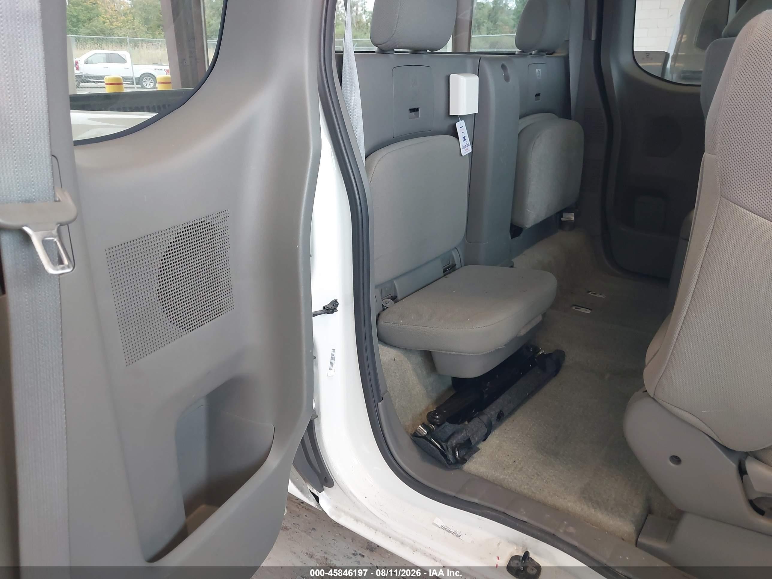 2015 Nissan Frontier S White vin: 1N6BD0CT4FN716170