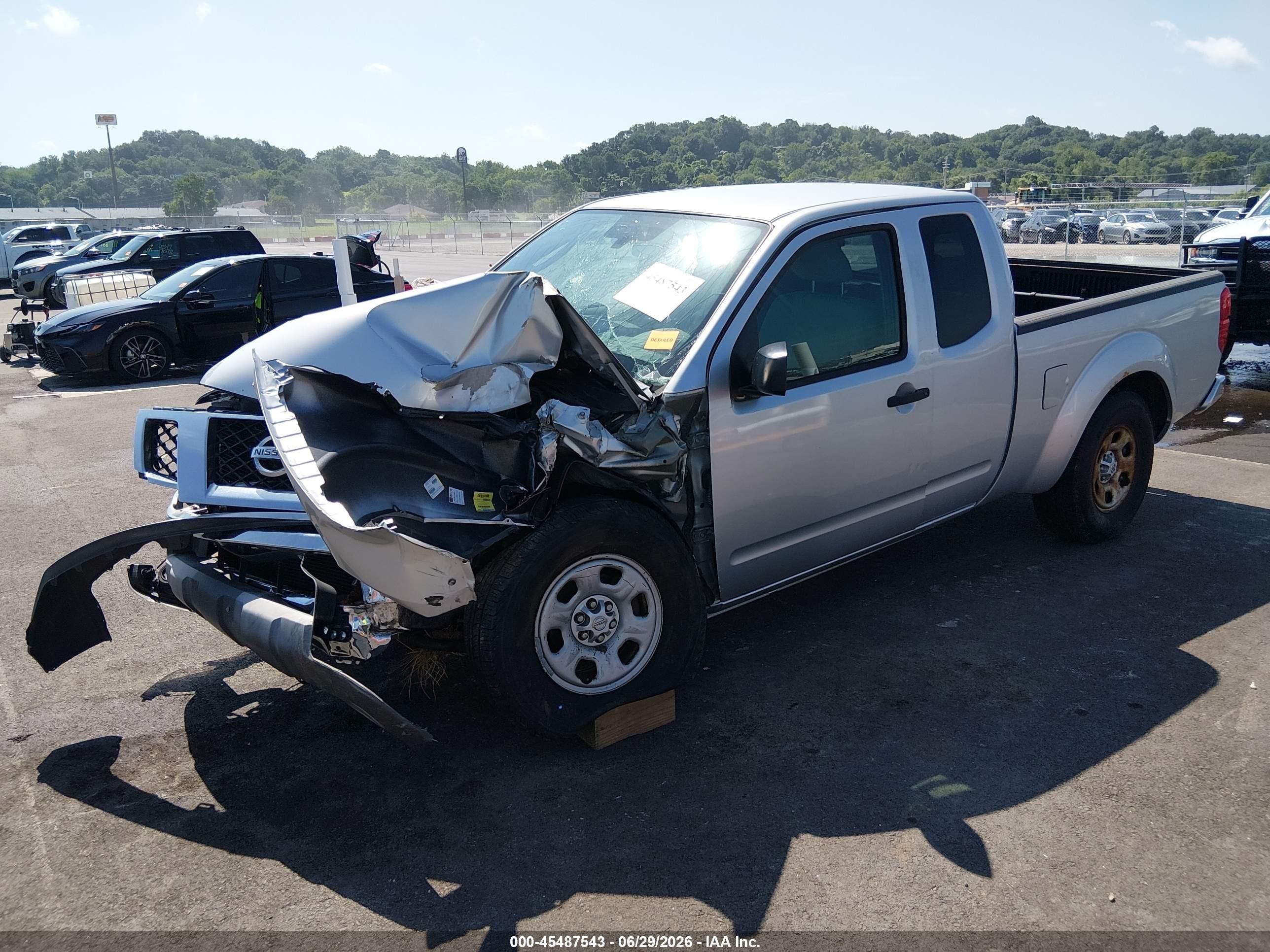 2010 Nissan Frontier Se-i4 Silver vin: 1N6BD0CT5AC424323