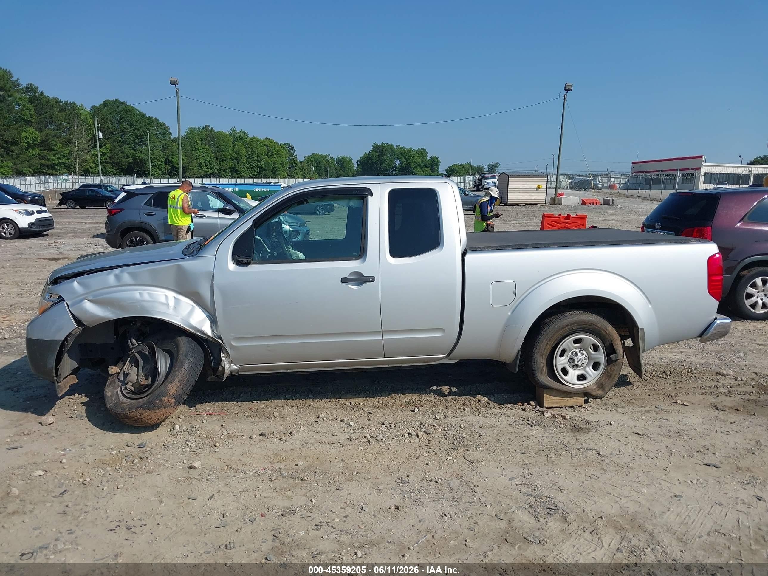 2011 Nissan Frontier S Silver vin: 1N6BD0CT5BC429717