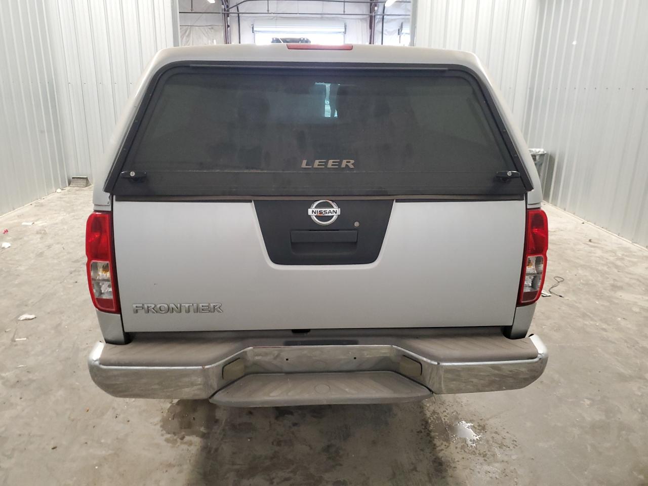 2012 Nissan Frontier S Gray vin: 1N6BD0CT5CC467918 Damage: Rear Metal Bumper Chrome, Dent(S) W/No Paint Dmg, 1/2 To 1 Inch